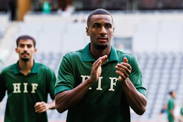 BB260813 KJ010