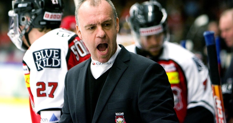 Dragskott avslöjar: Hockeyettan-klubben jagar den välmeriterade tränaren