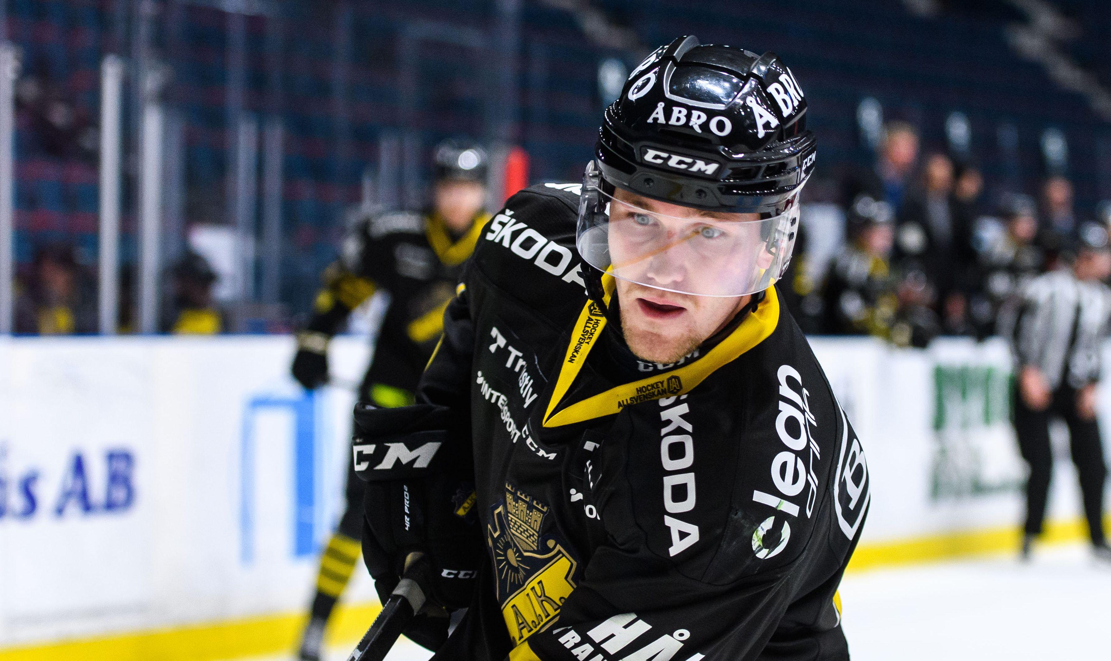 Klart med en ny klubb för AIK-bekantingen