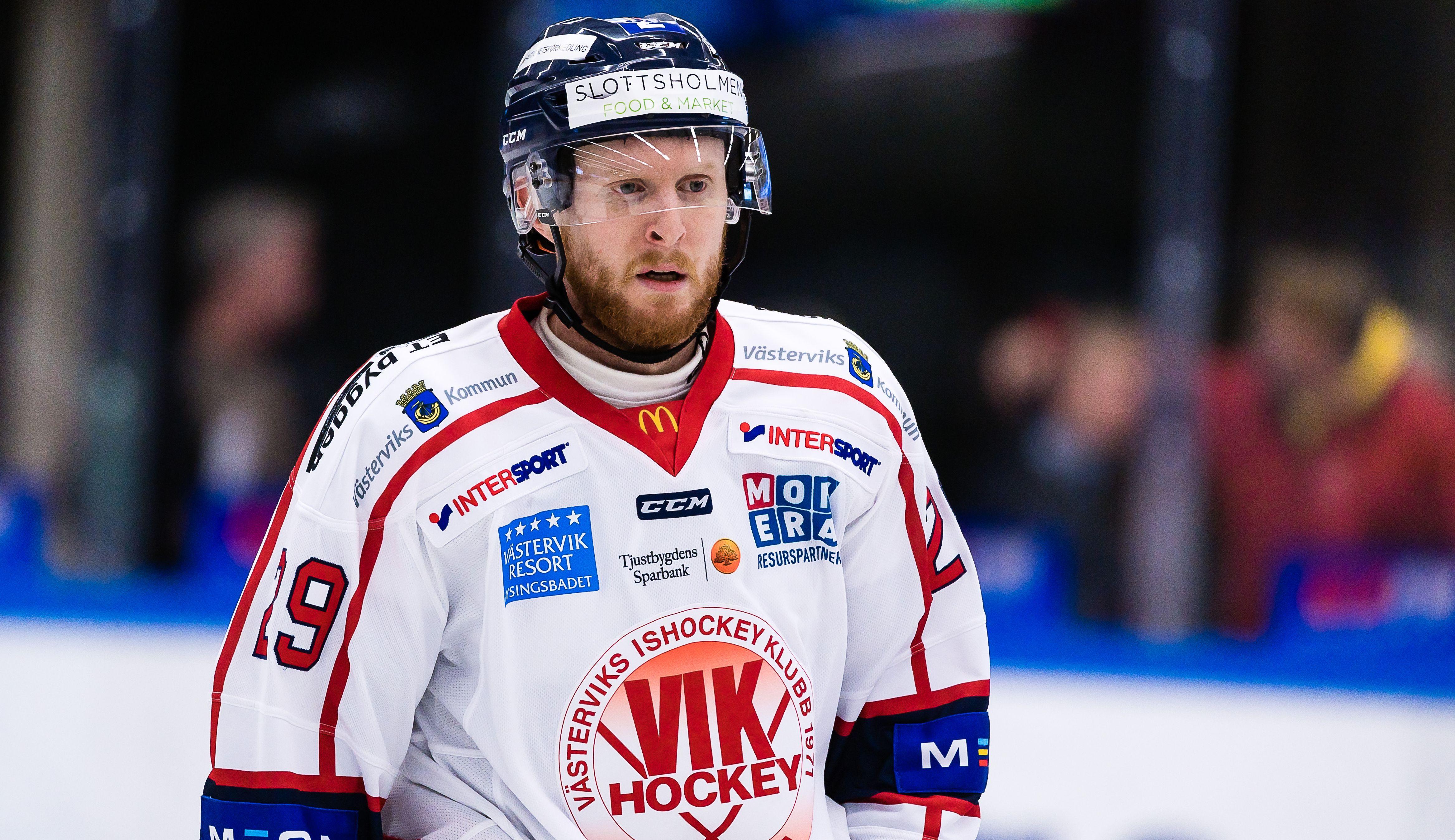 Vita Hästen jagar den SHL-meriterade forwarden