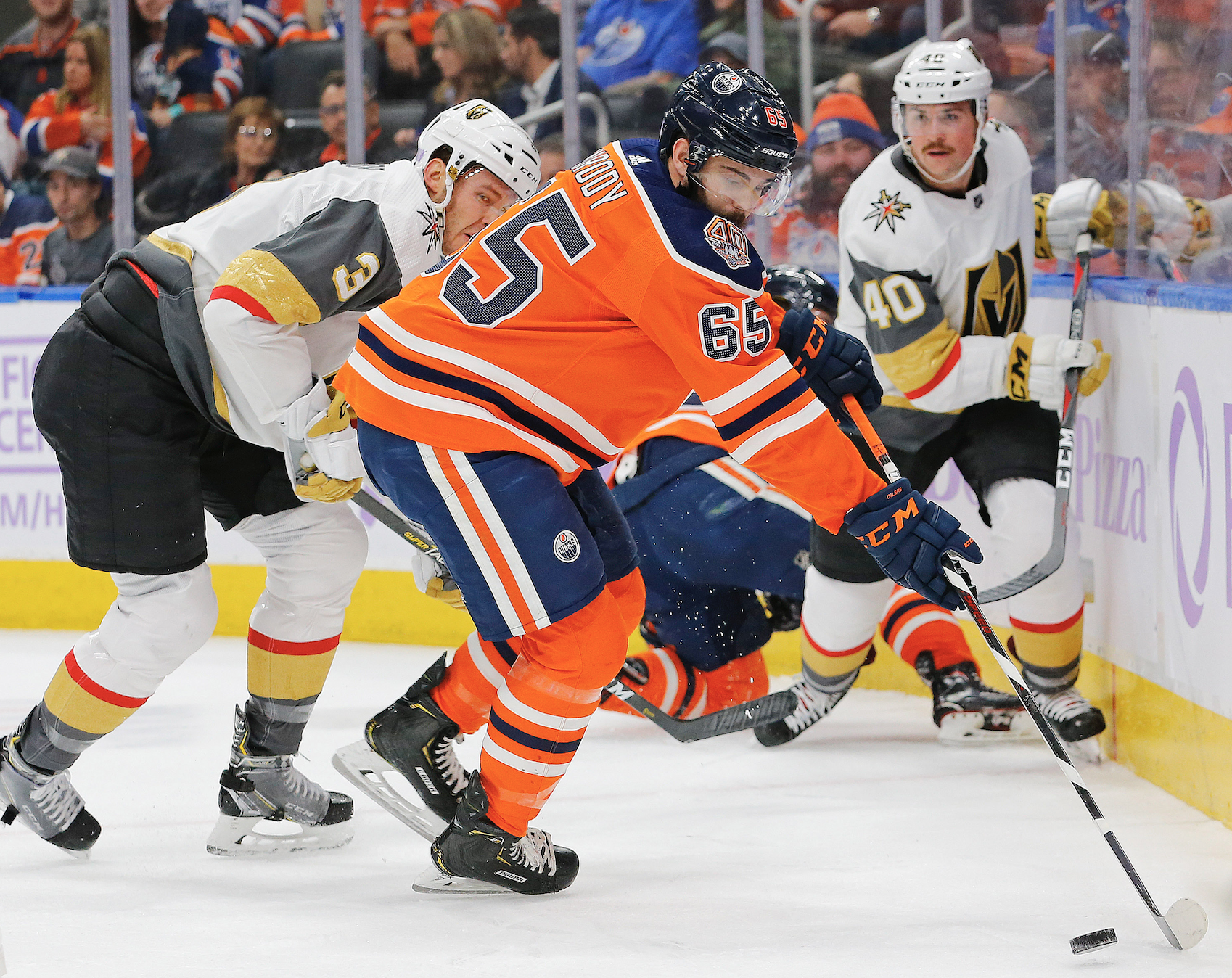 Uppgifter: NHL-meriterad center till SHL