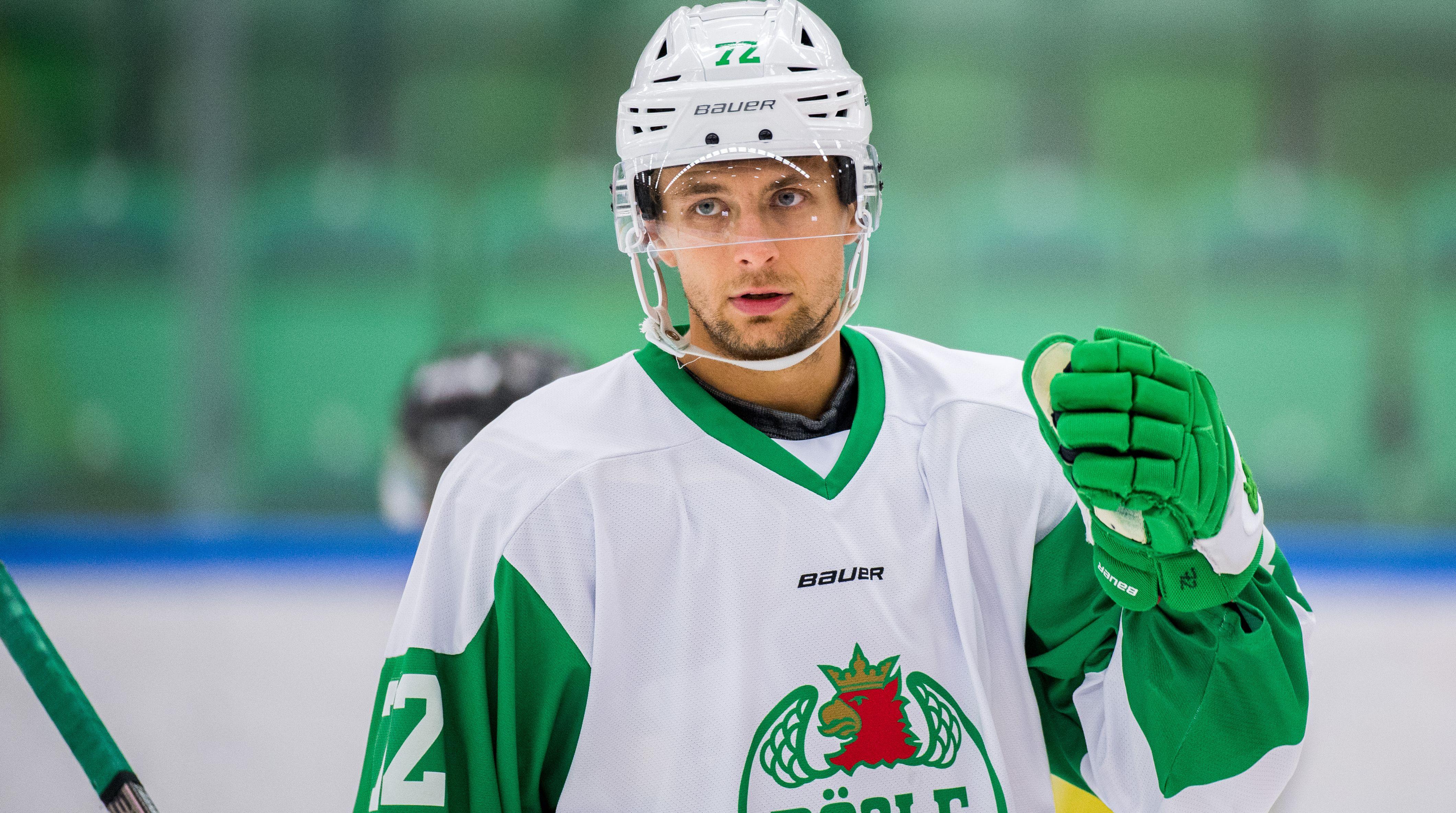 Trion förlänger med SHL-klubben