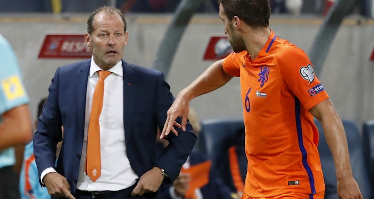 Holländsk fotboll har en lång väg att vandra