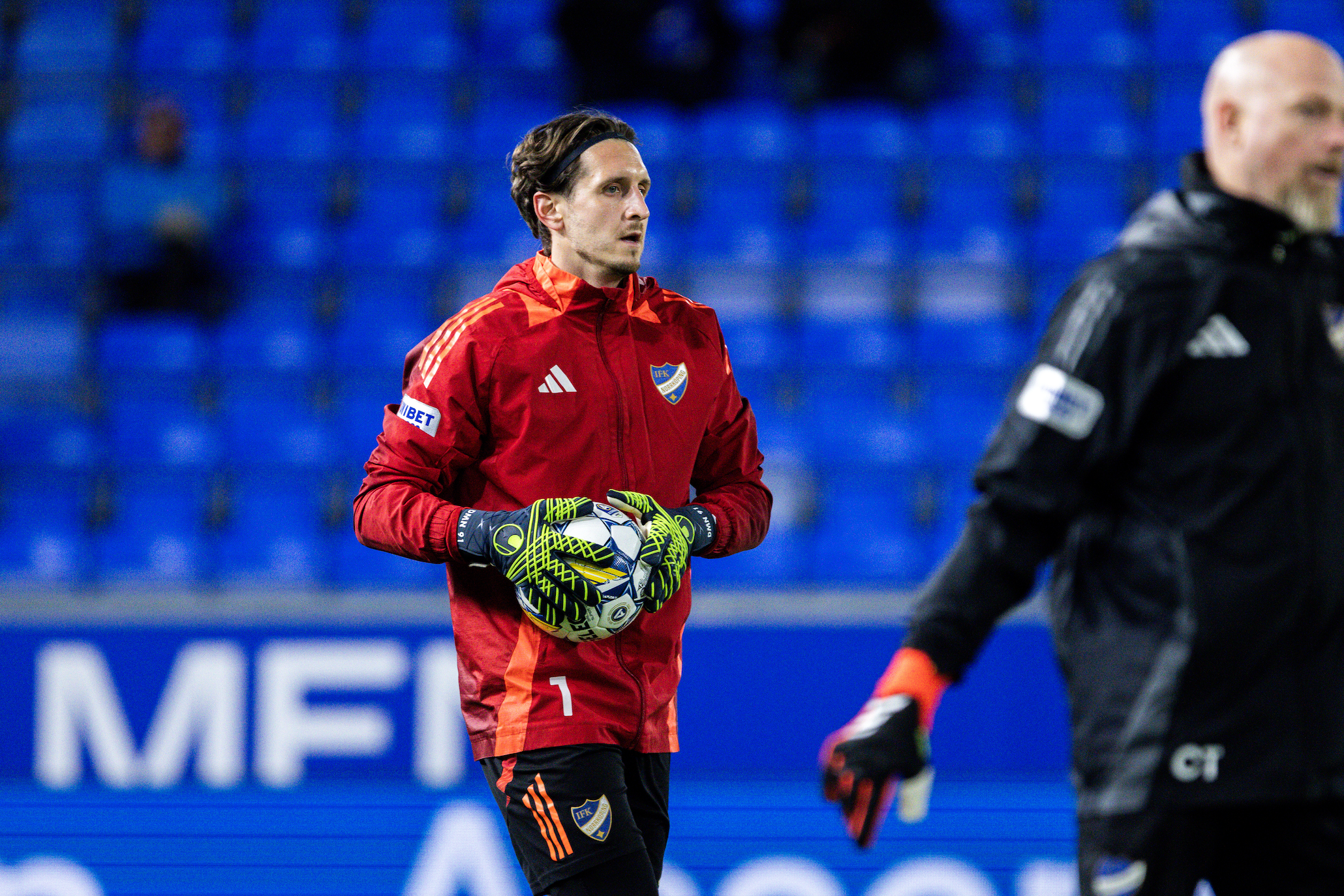 David Mitov Nilsson fortfarande borta för Peking