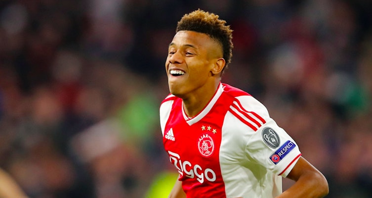 Ajax-talang kopplas ihop med Arsenal och Man United