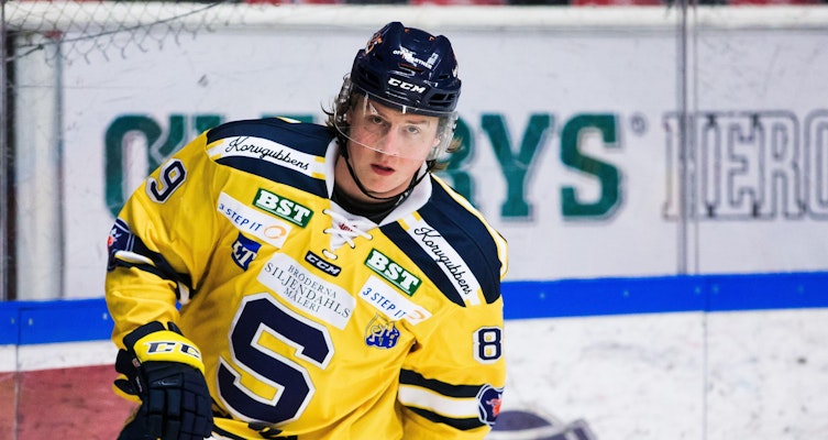 Forwarden klar för Vita Hästen