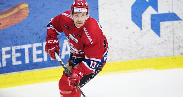Den SHL-meriterade forwarden förstärker Tyresö/Hanviken
