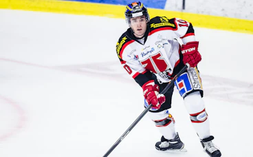 Derek Ryan