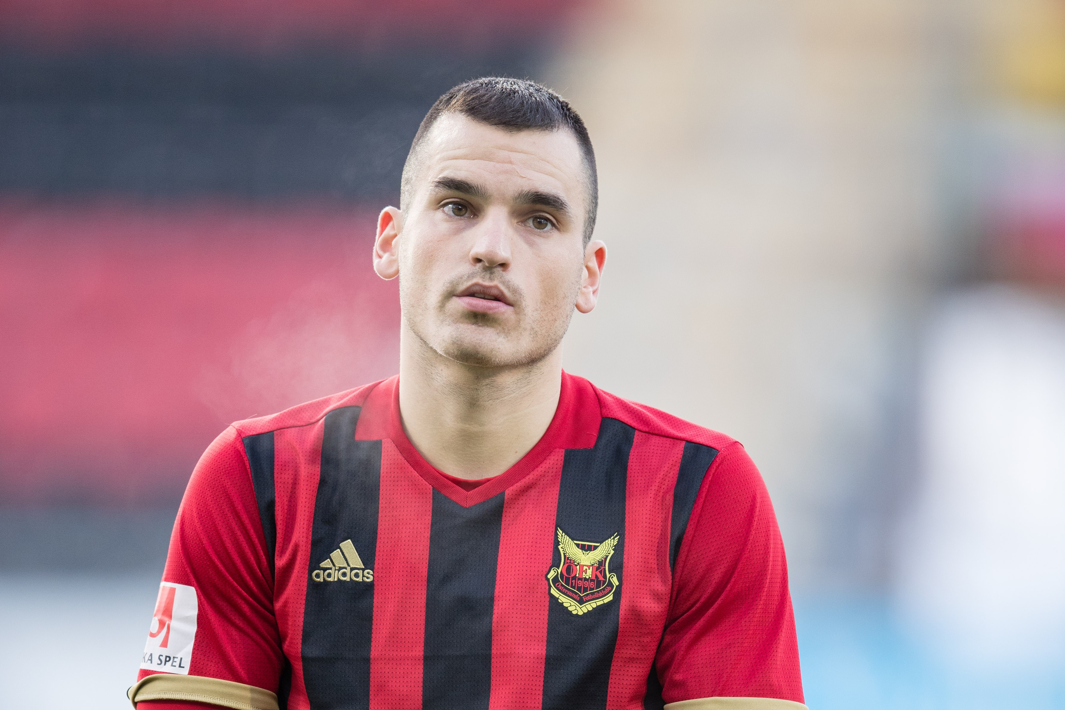 Skrev på för Östersund - valde bort allsvensk konkurrent