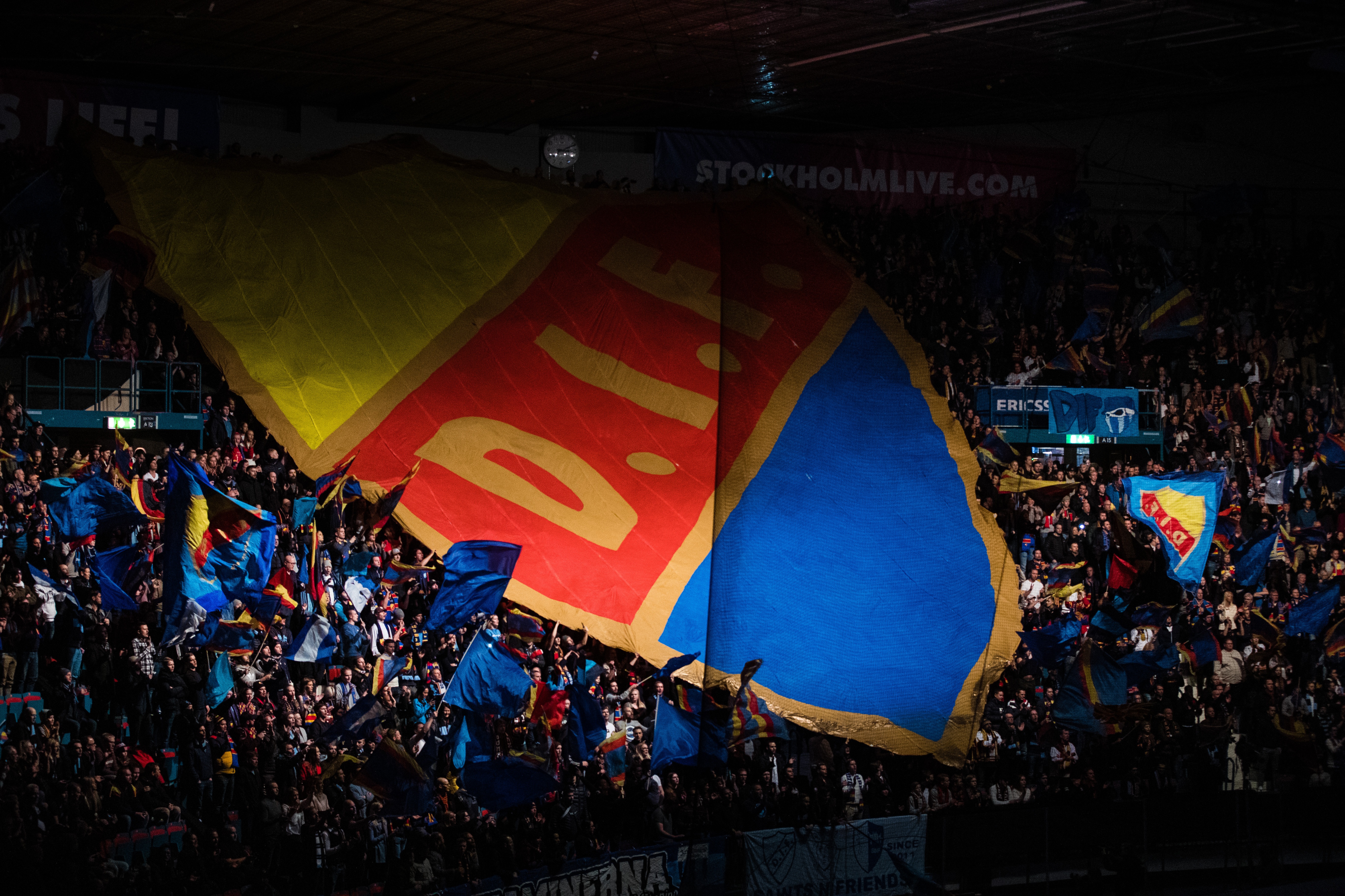 Stort biljettintresse till semifinalerna mot Färjestad