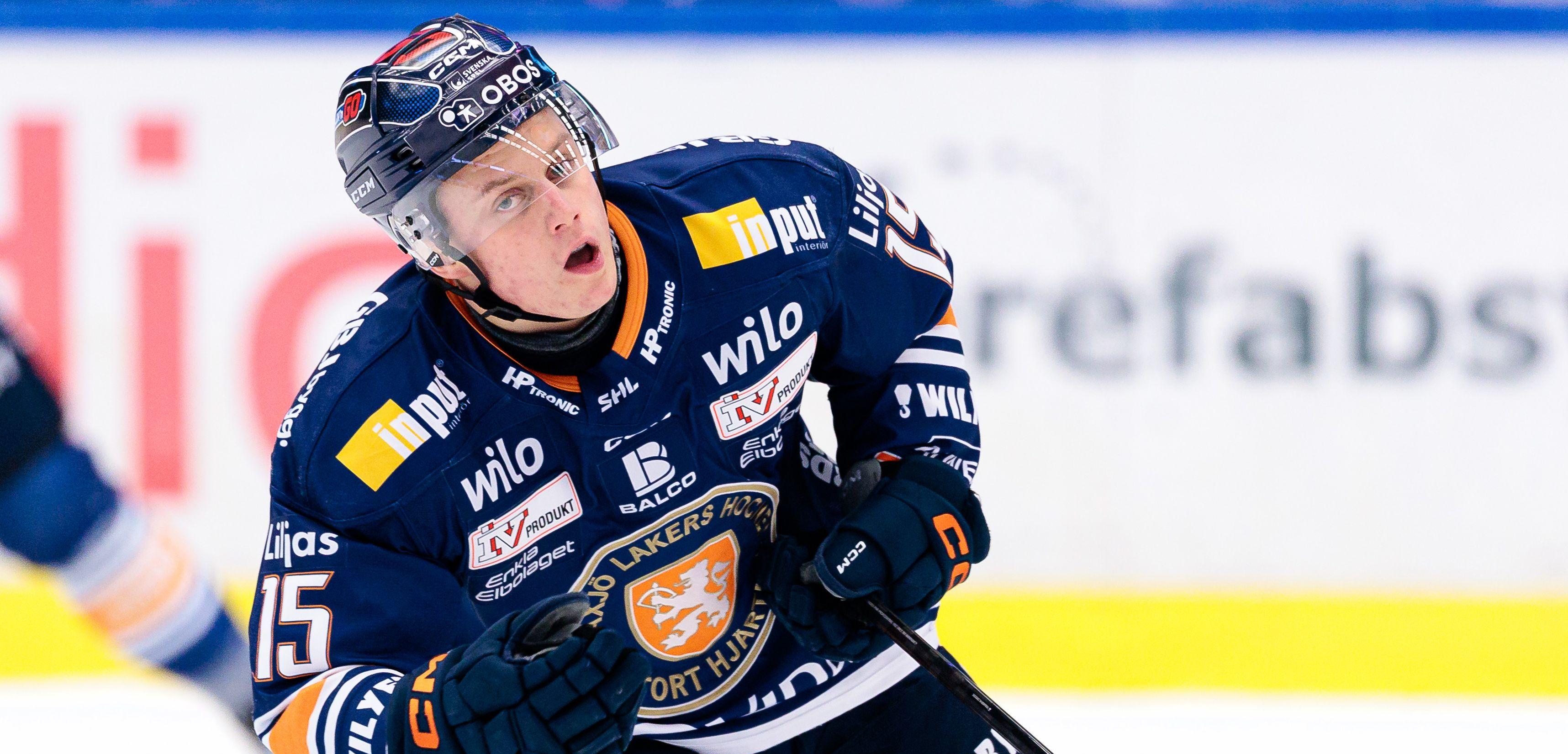 Värvar U19-landslagsmeriterad forward från Växjö