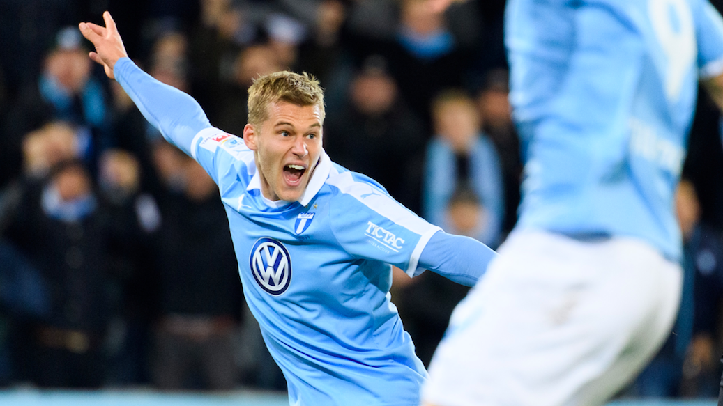 Malmö FF upp i serieledning efter vinsten mot Göteborg