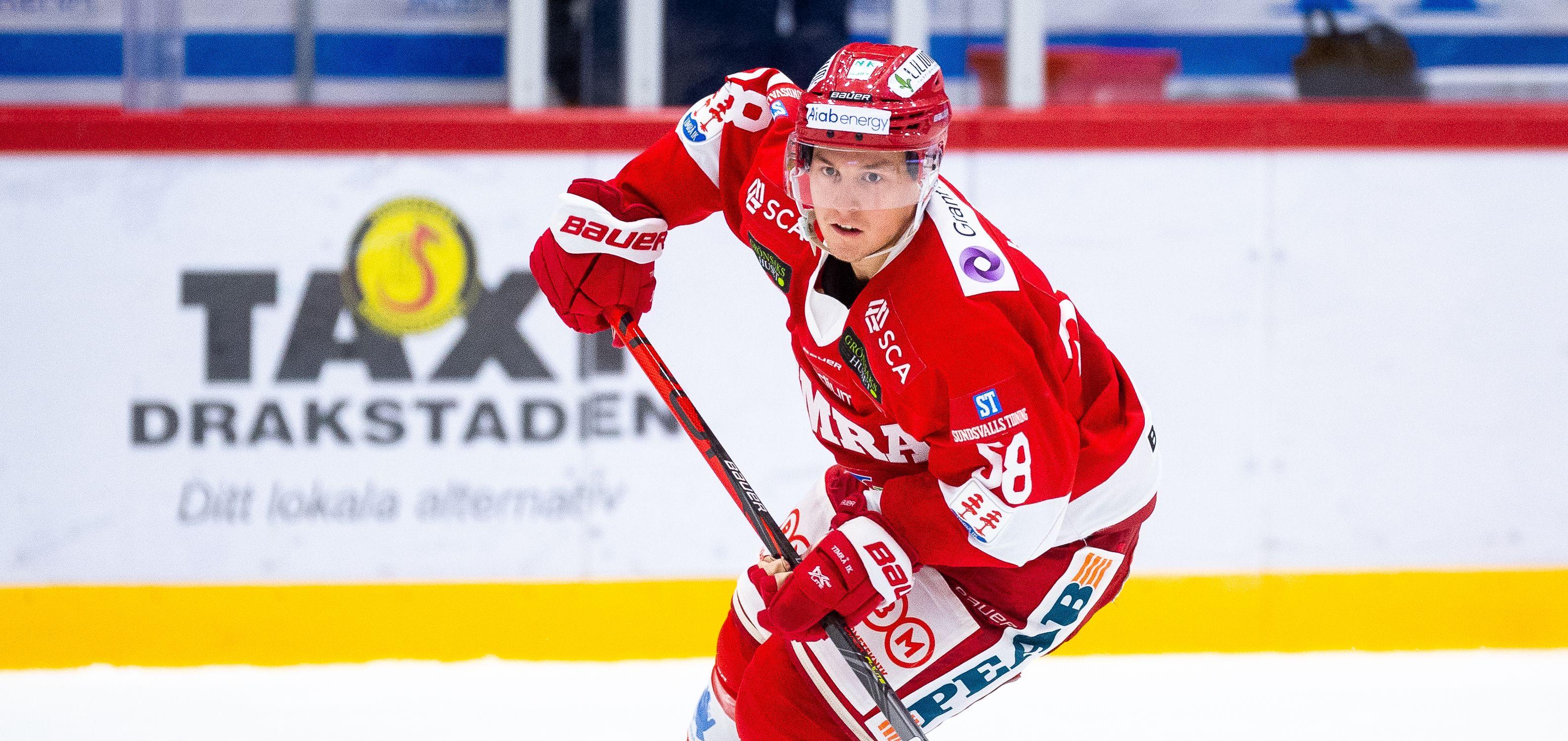 Filip Lander ansluter