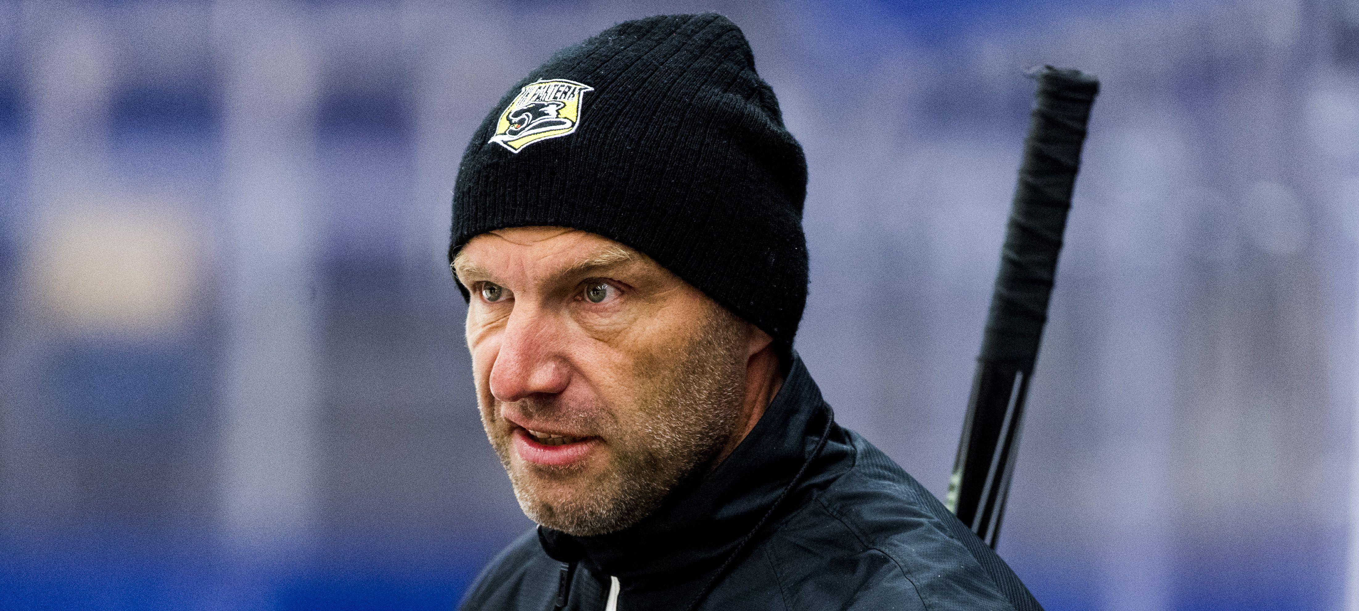 Fredrik Hallberg klar som huvudtränare för det allsvenska laget resten av säsongen