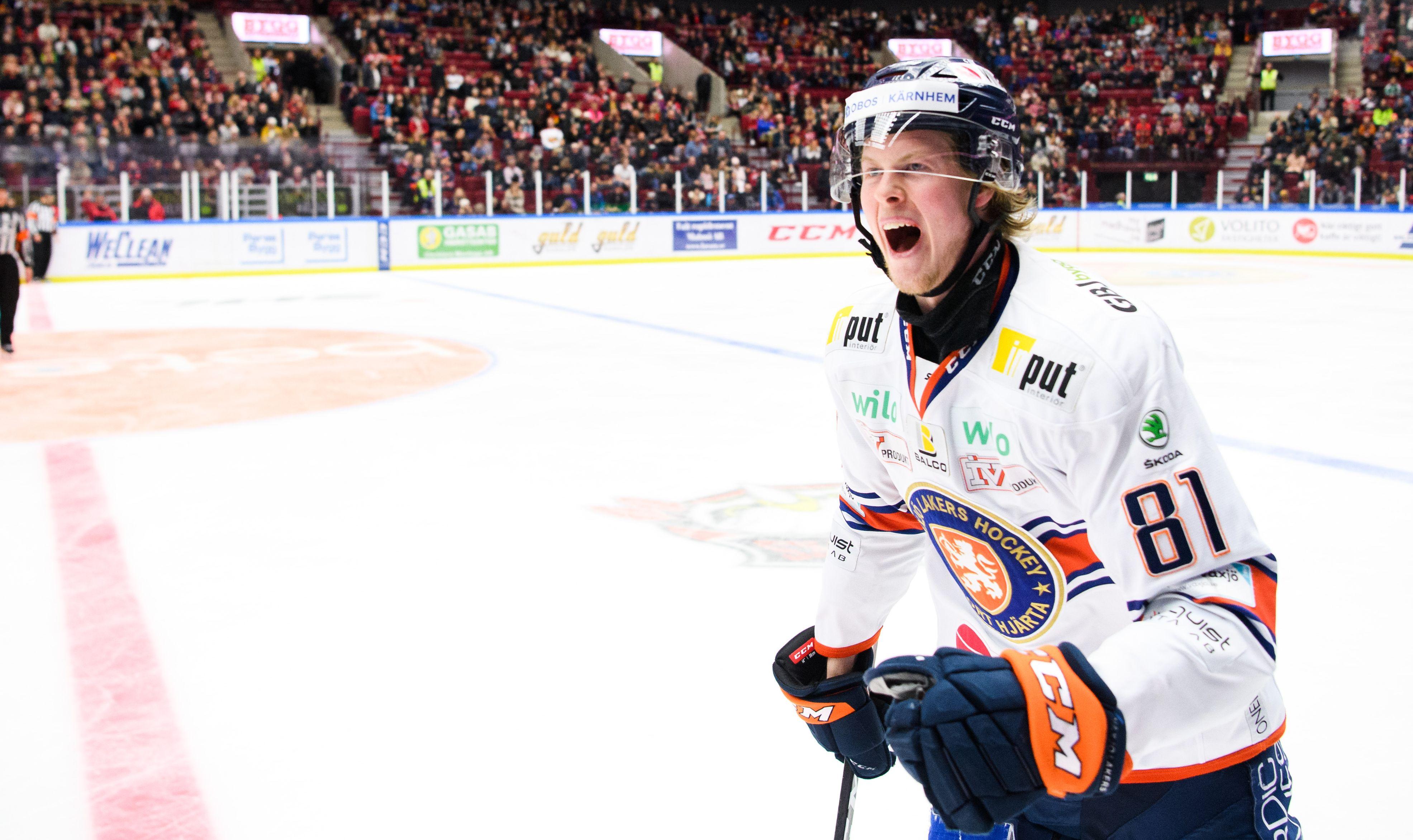 Växjö-forwarden har skrivit på ett kontrakt med NHL-klubben