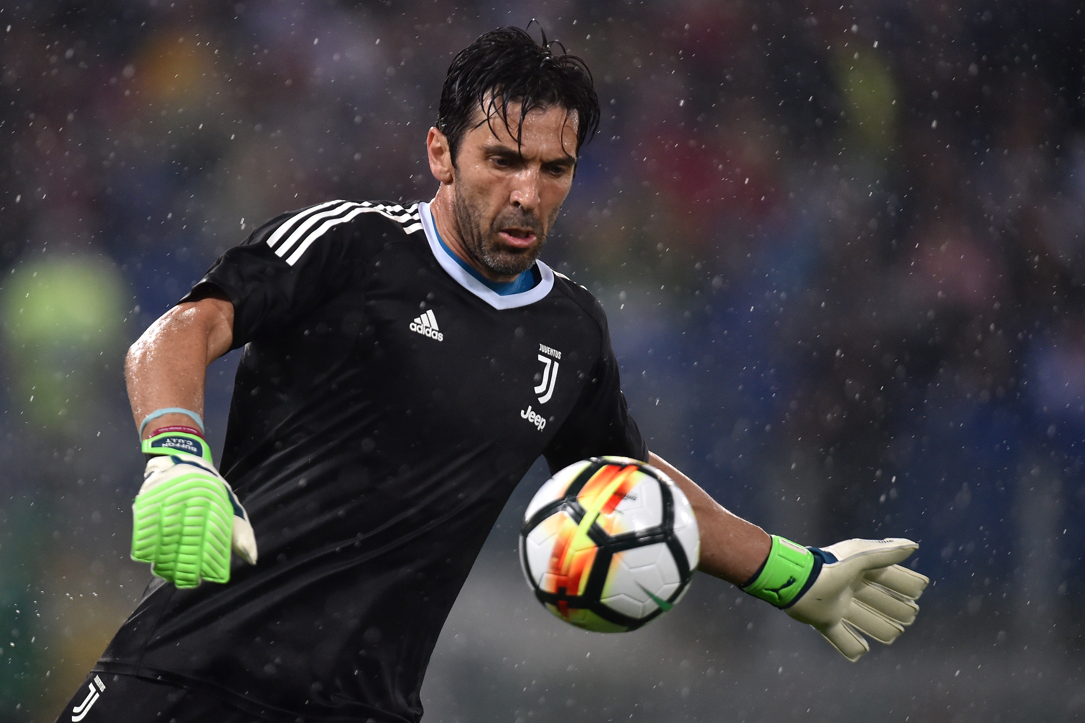 OFFICIELLT: Gianluigi Buffon har skrivit på