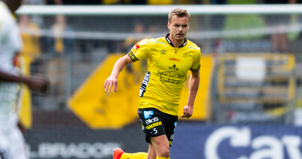 Försvararen förlänger med Elfsborg