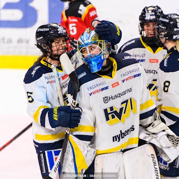 HV71 Dam firar Alba Gonzalo Sidney Morin