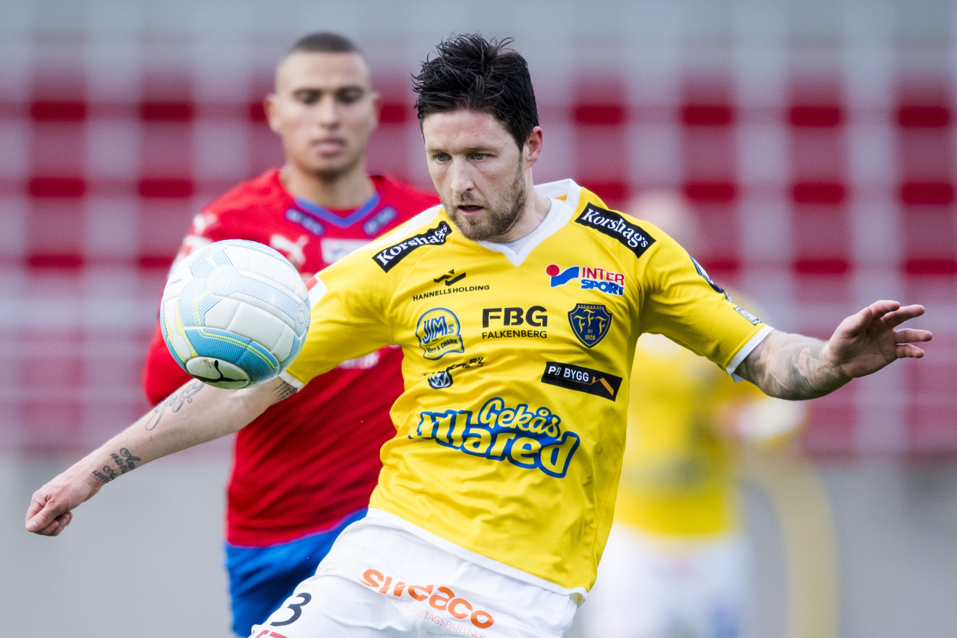 Tre spelare förlänger med Falkenberg