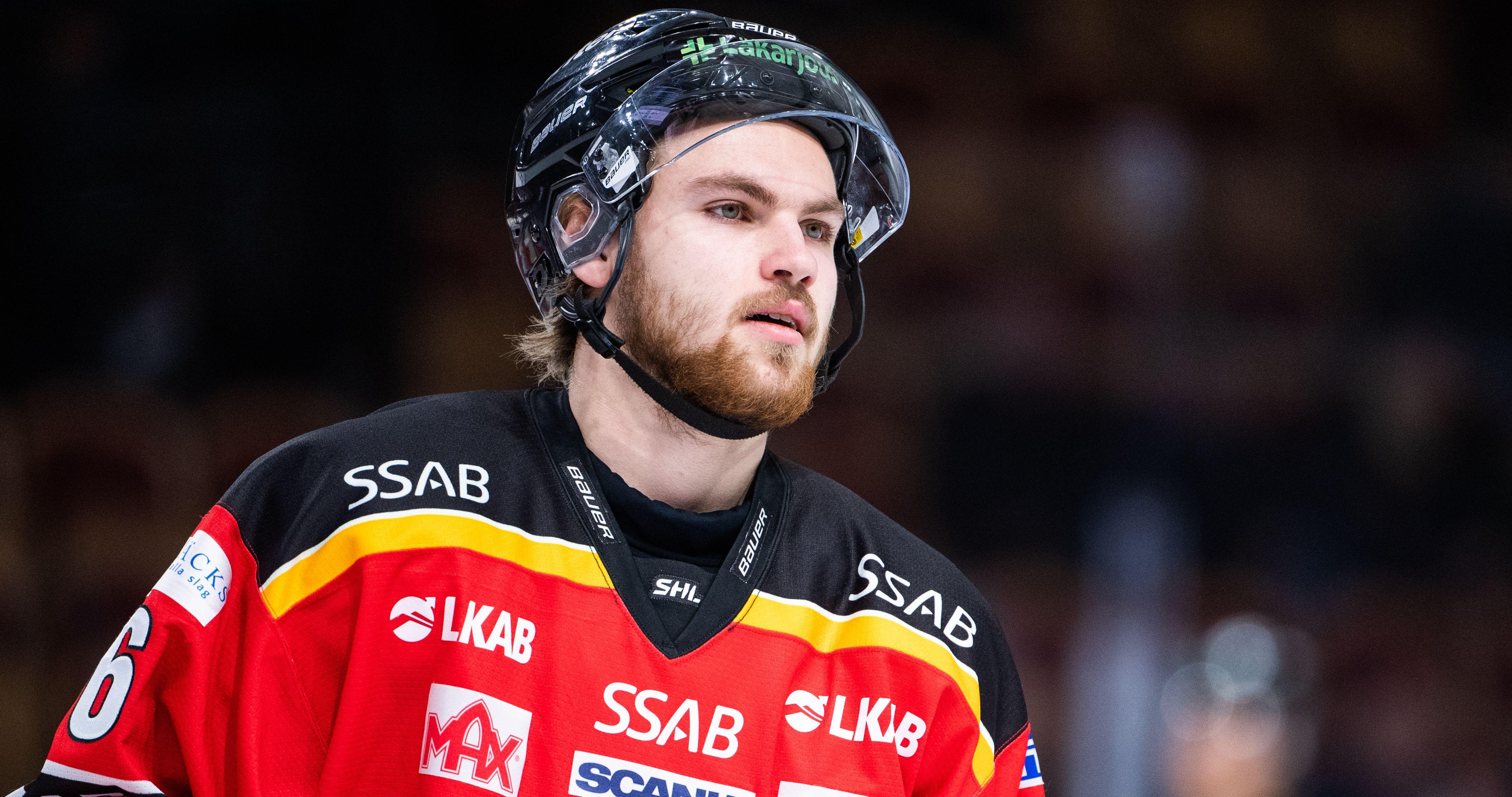 Den U17-landslagsmeriterade Luleå-sonen blir kvar i Hockeyettan