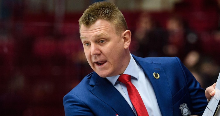 Den assisterande tränaren lämnar Skåne-klubben