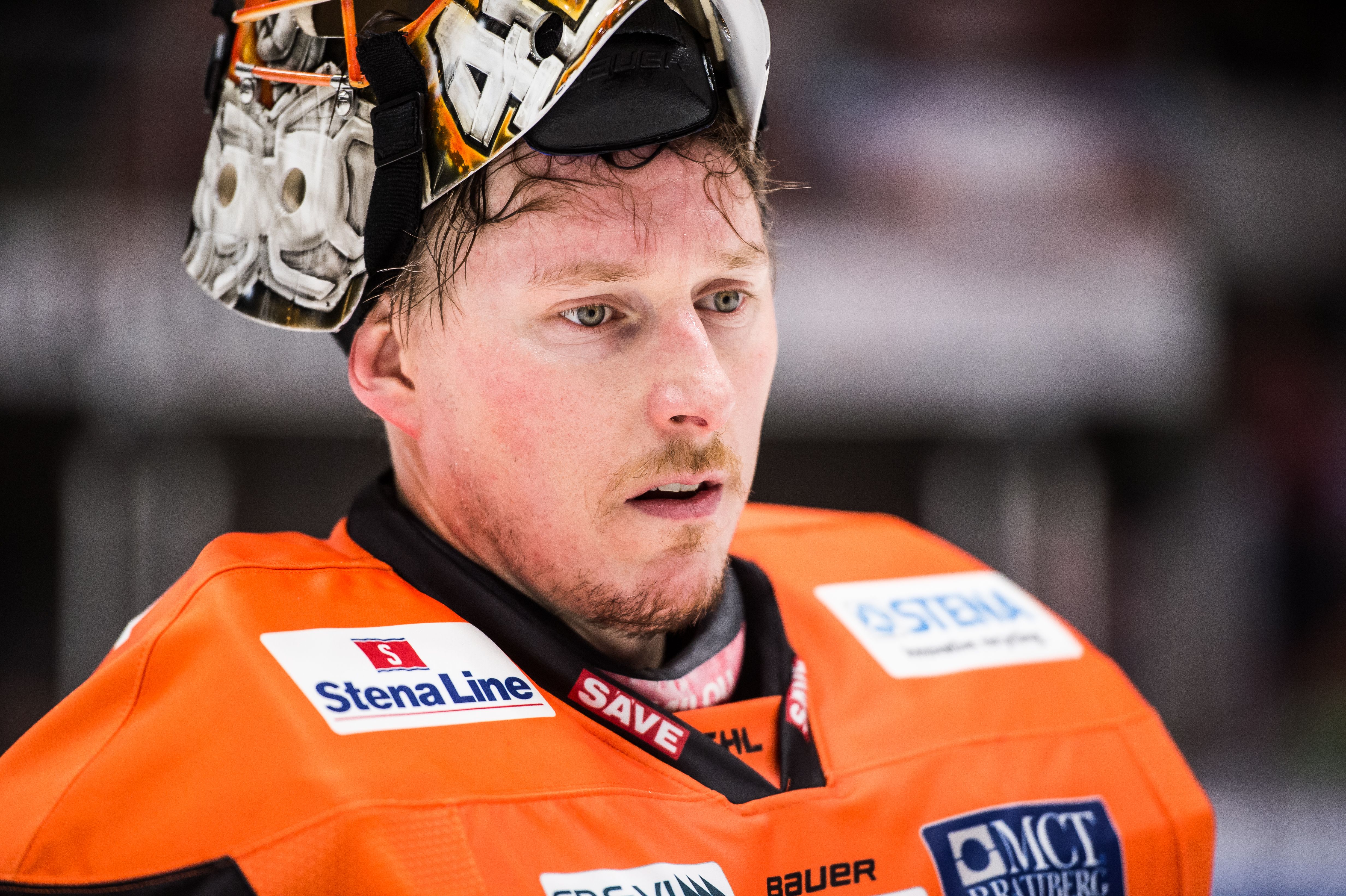 Johan Holmqvist utesluter inte en fortsättning som hockeyspelare