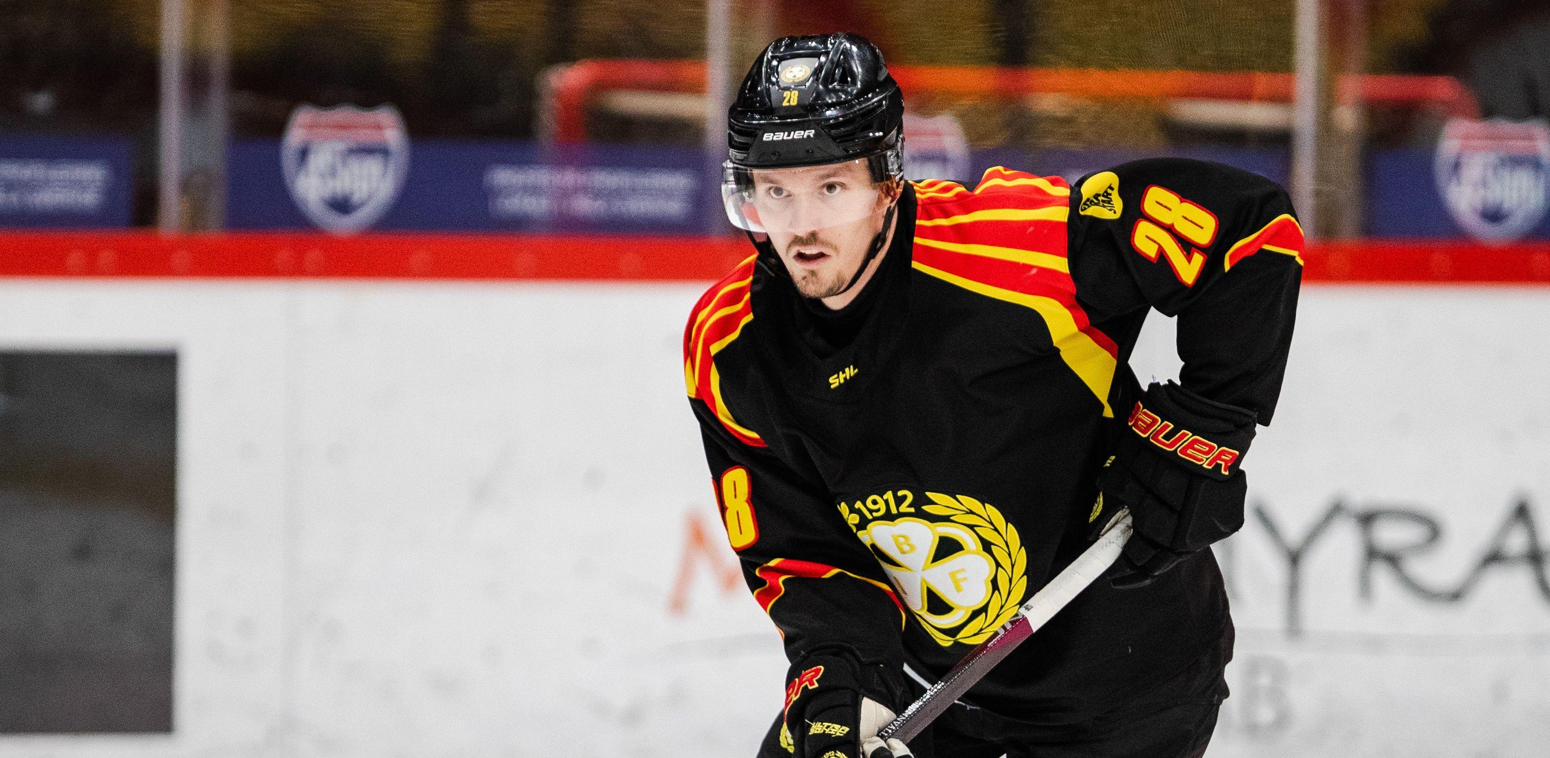 Stjärnbacken öppnar dörren för en fortsättning i SHL-gänget