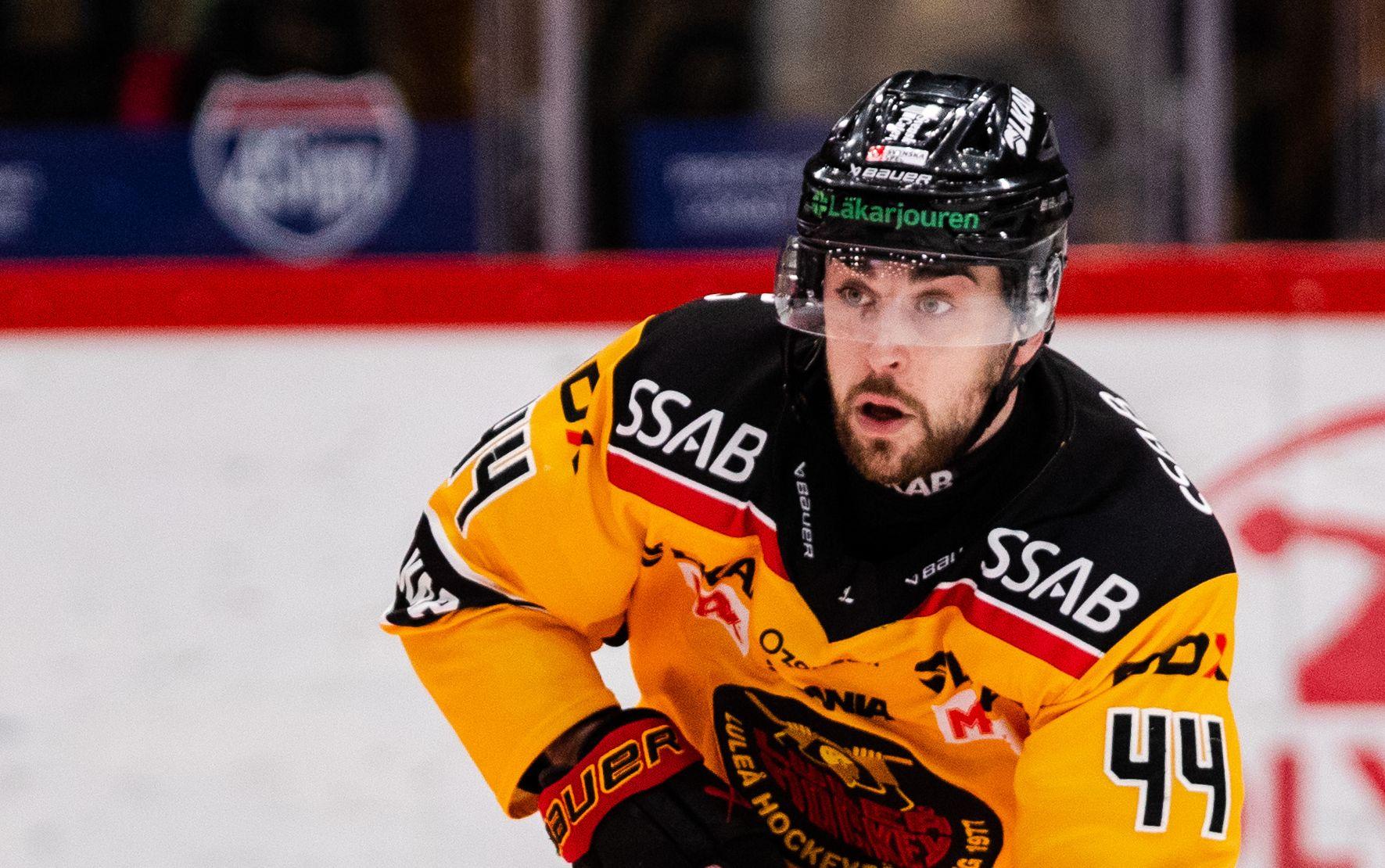 Ansluter till Färjestad - klar för tre år