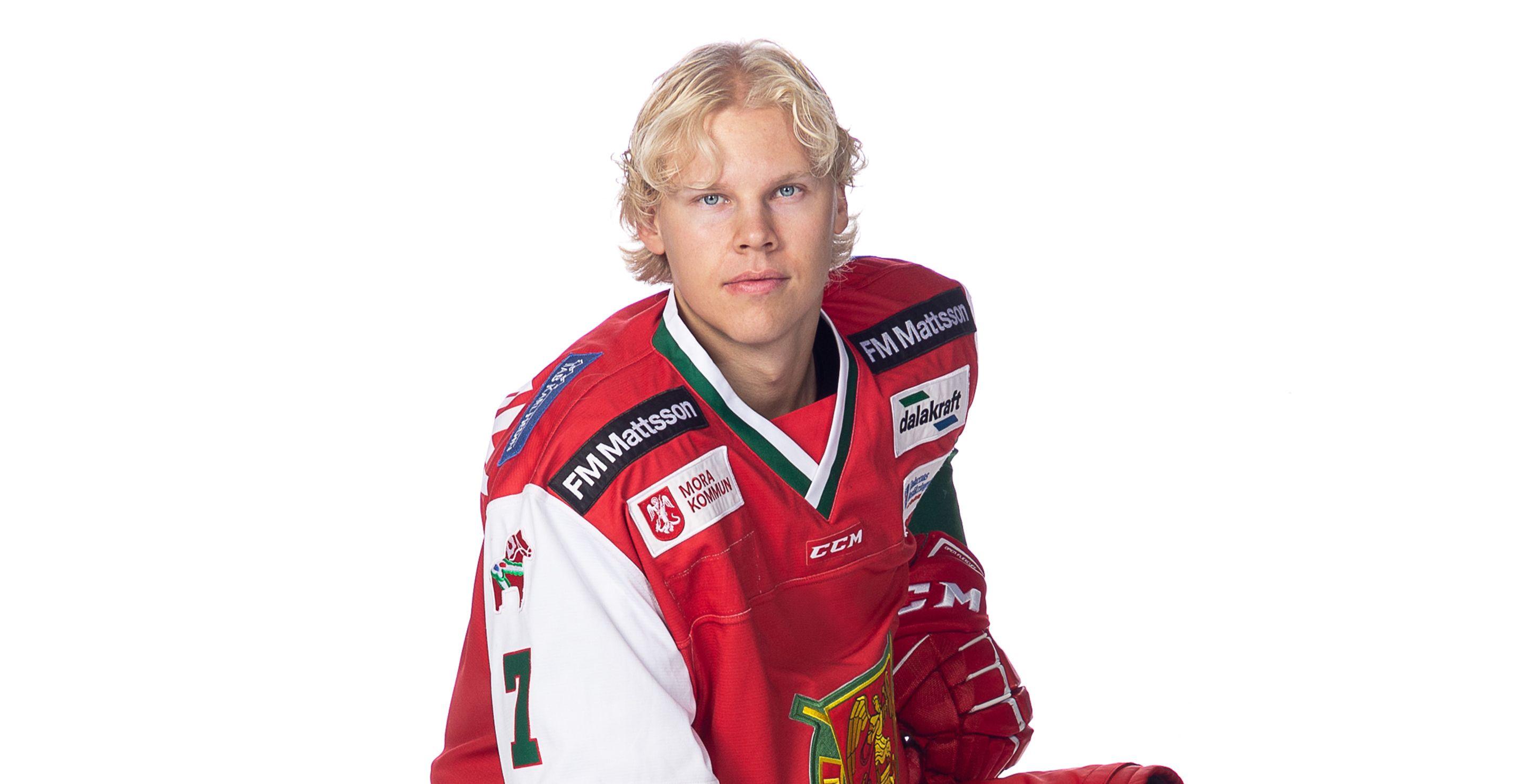 Den 20-årige backen med 45 allsvenska matcher på meritlistan slutar