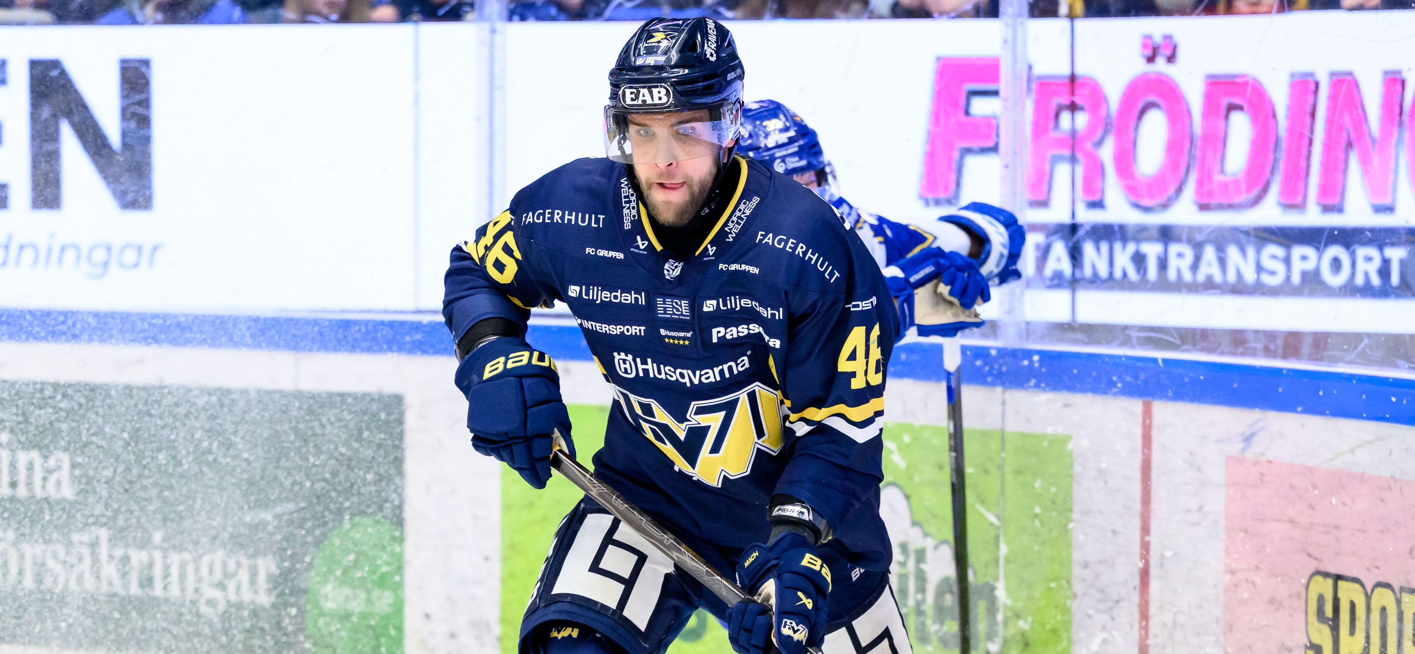 Joona Luoto har skrivit på