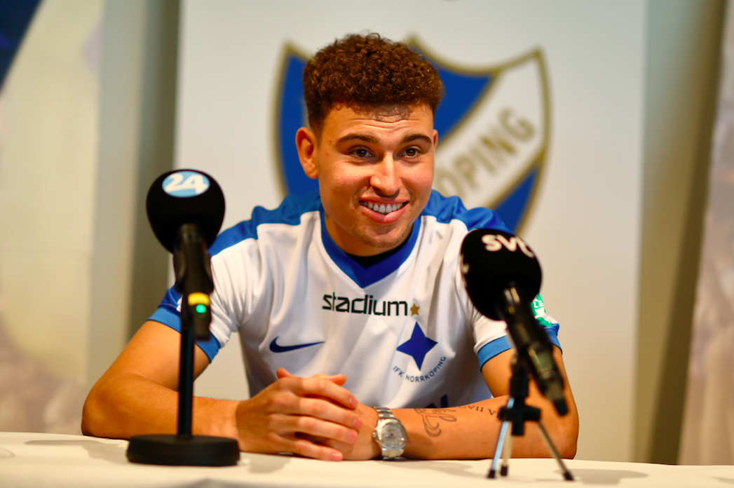 Jordan Larsson bakom Sverige-segern