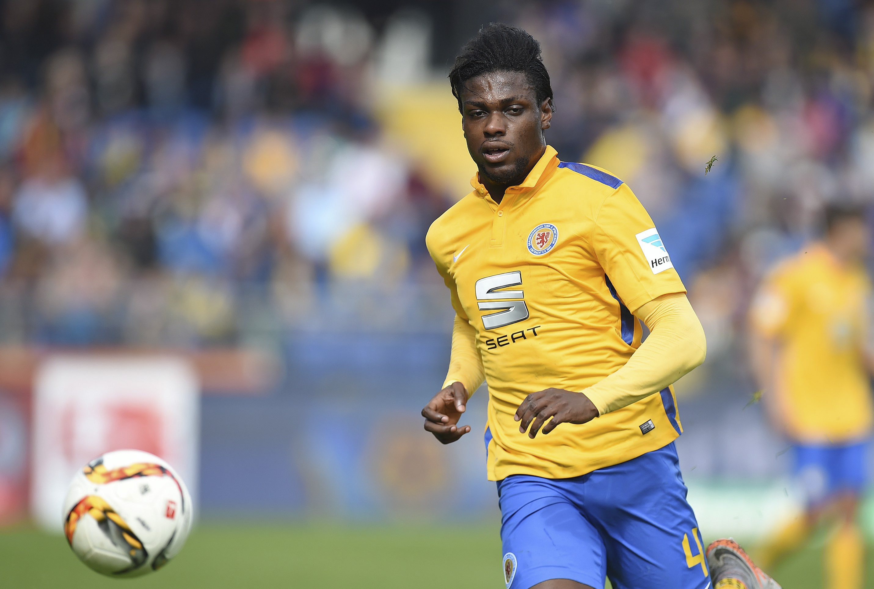 Försvararen tränar med IFK Norrköping