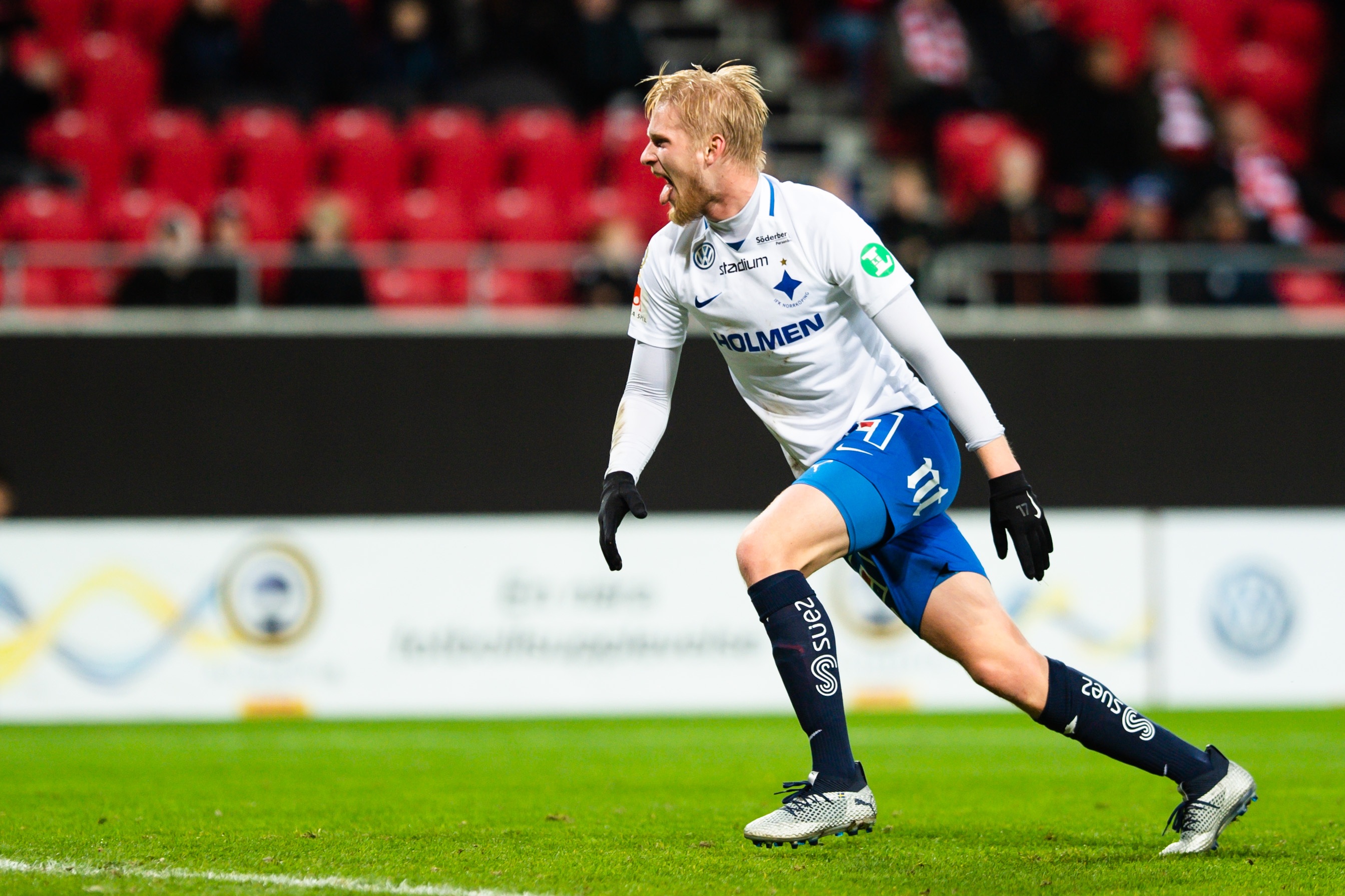 Kalle Holmbergs fullträff gav tre poäng