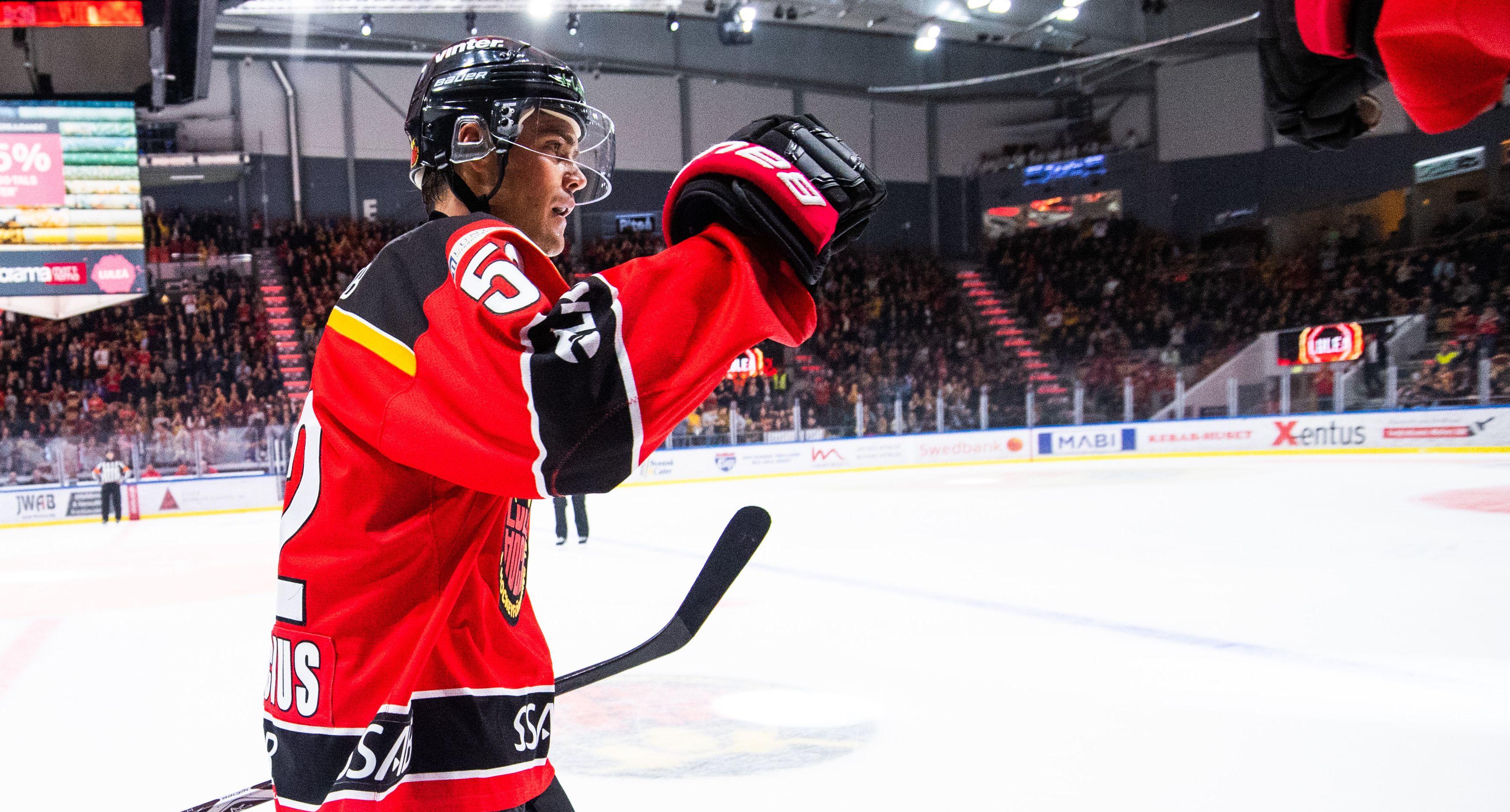 Breddspelarna förlänger med SHL-klubben