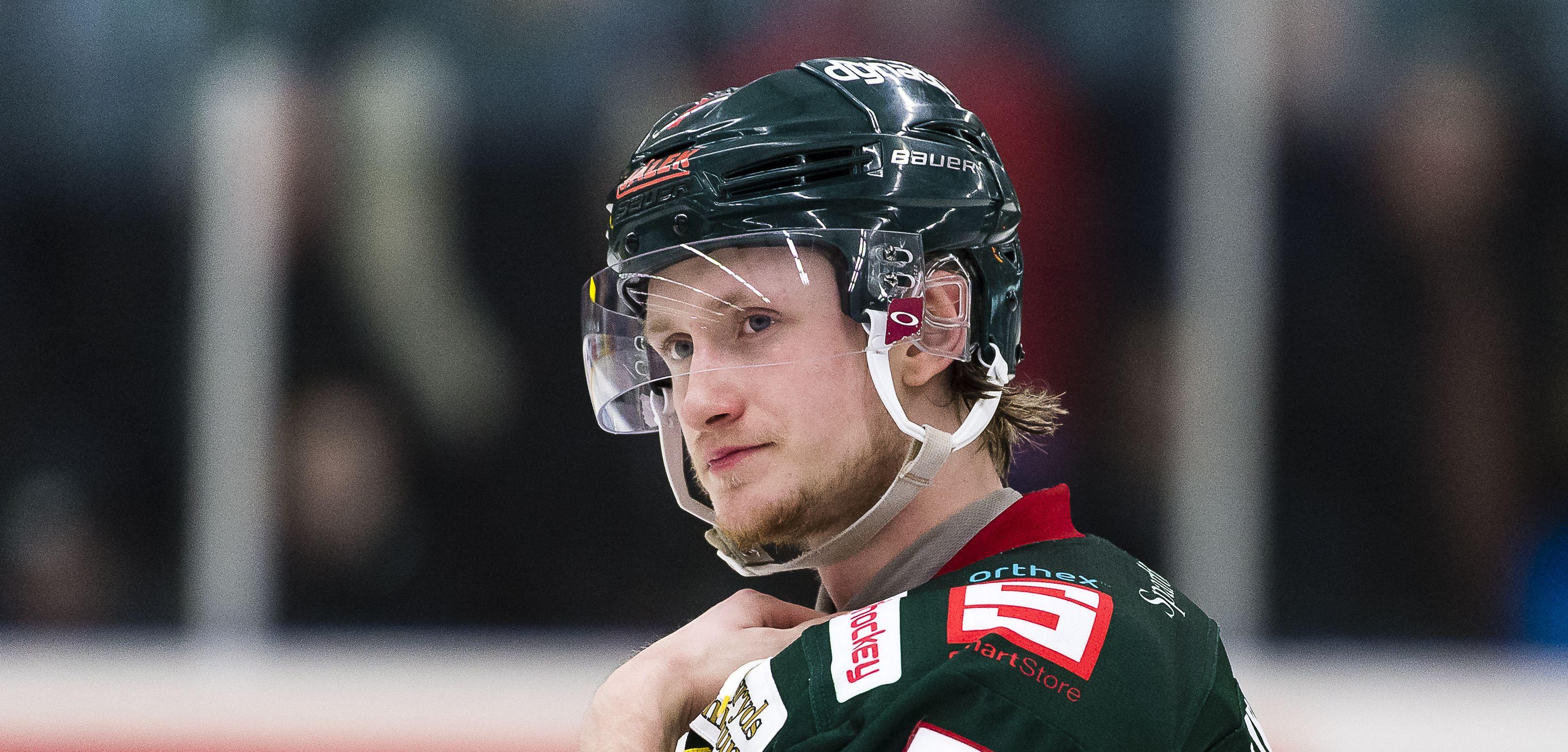 Kevin Ekman Larsson är tillbaka i svensk hockey