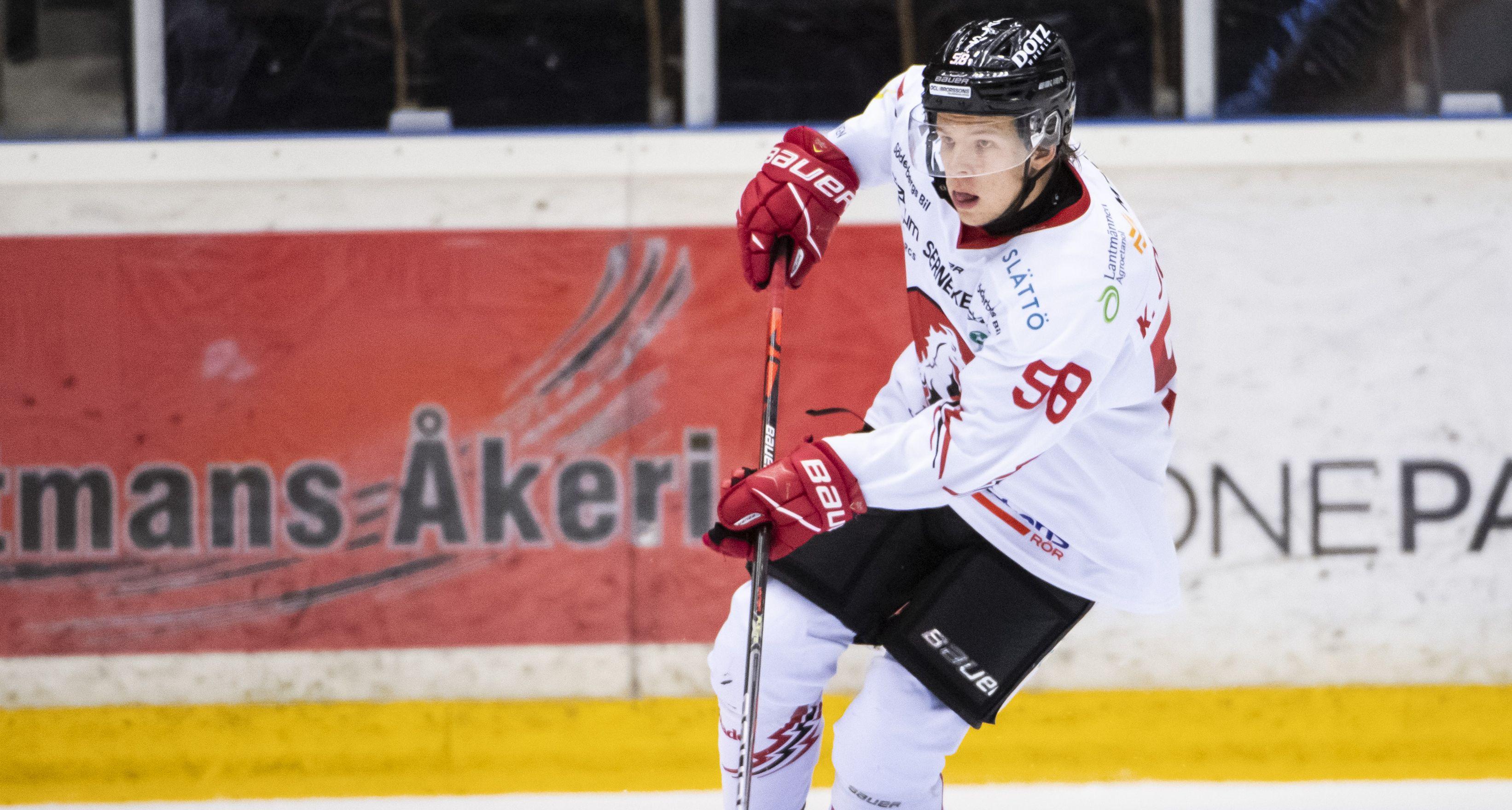 Skellefteå och Oskarshamn har visat intresse för Vita Hästen-spelaren