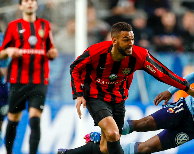 Försvararen lämnar Brommapojkarna