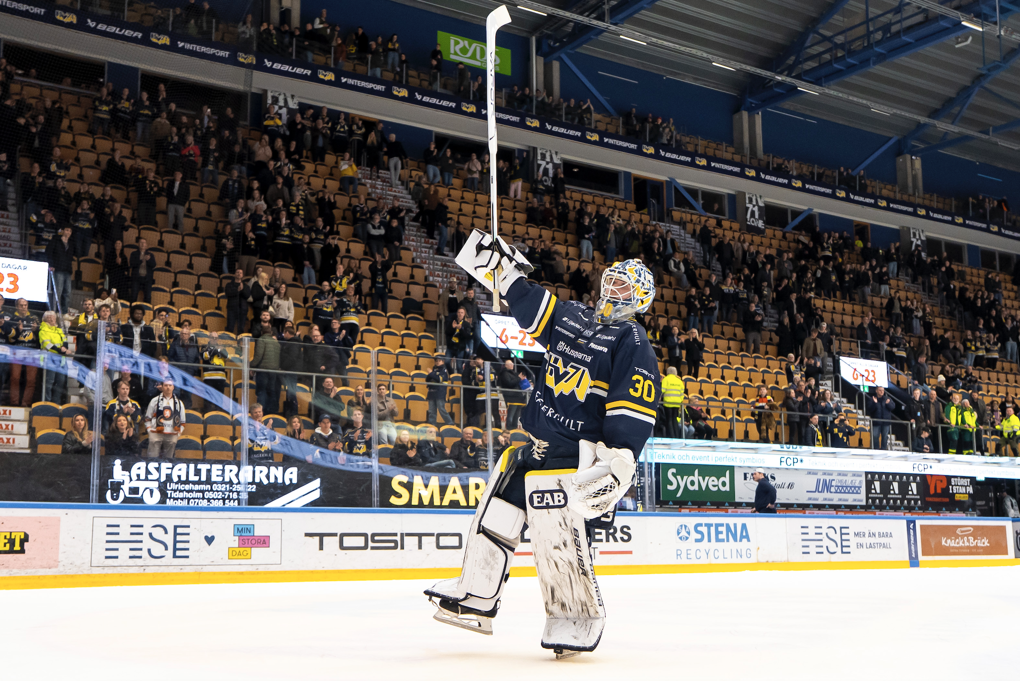 Lassi Lehtinen lämnar HV71 - blir kvar i SHL
