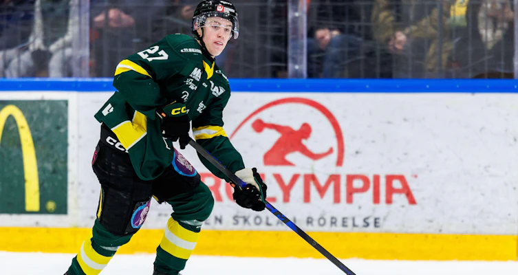 Har skrivit på ett treårsavtal med SHL-klubben