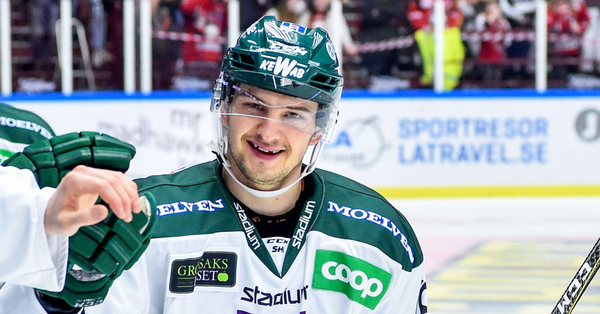 Slutspelsklubbens forward får sparken