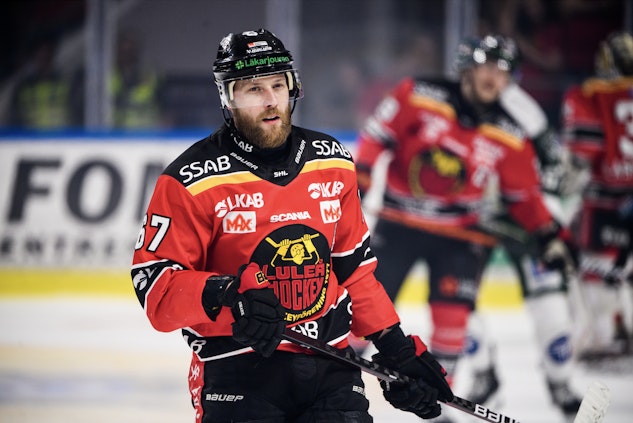 Linus Omark i Lulea Hockey