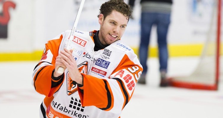 Linus Fernström är tillbaka i SHL