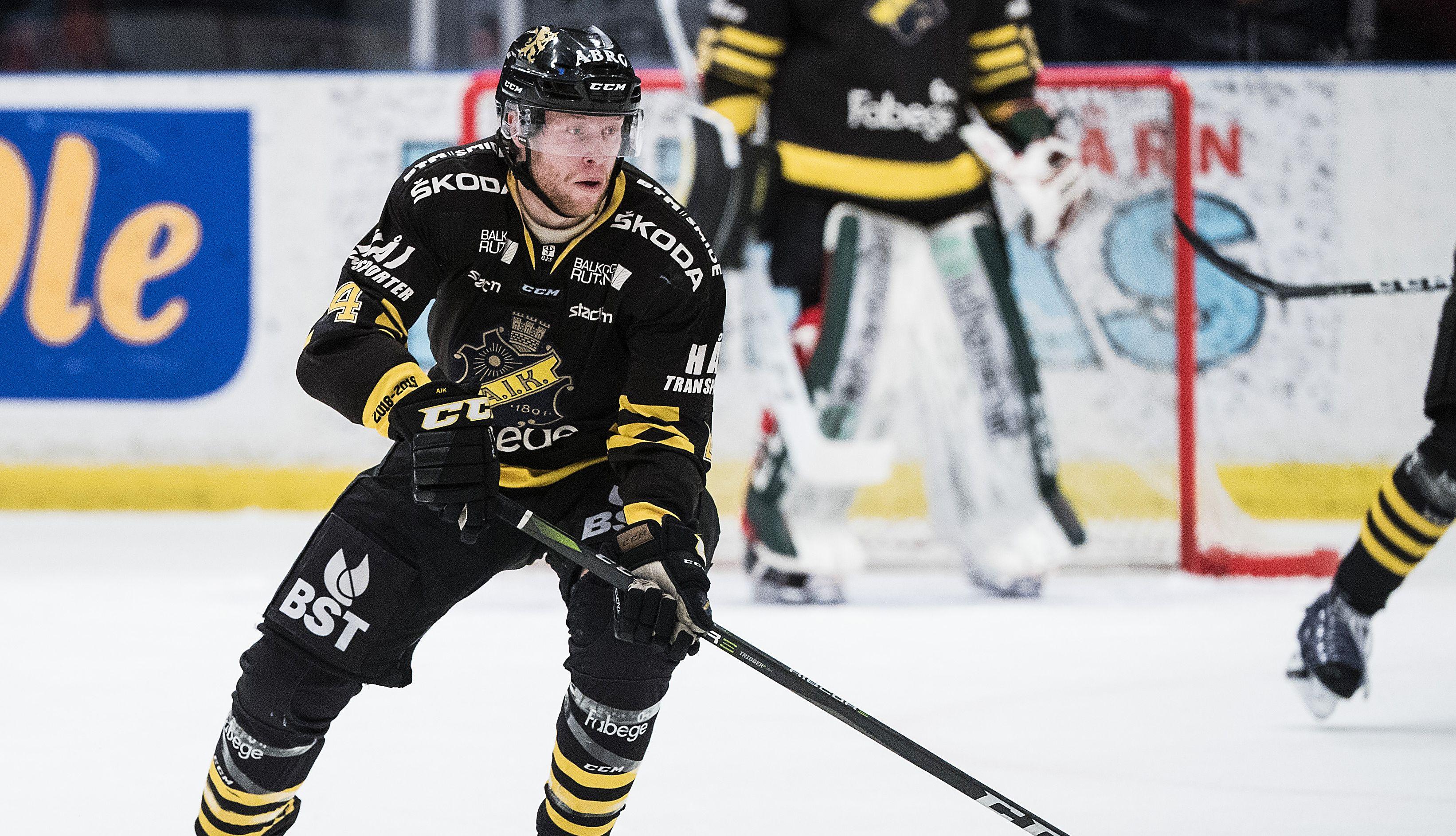 Den SHL-meriterade backen hamnar i seriekonkurrenten