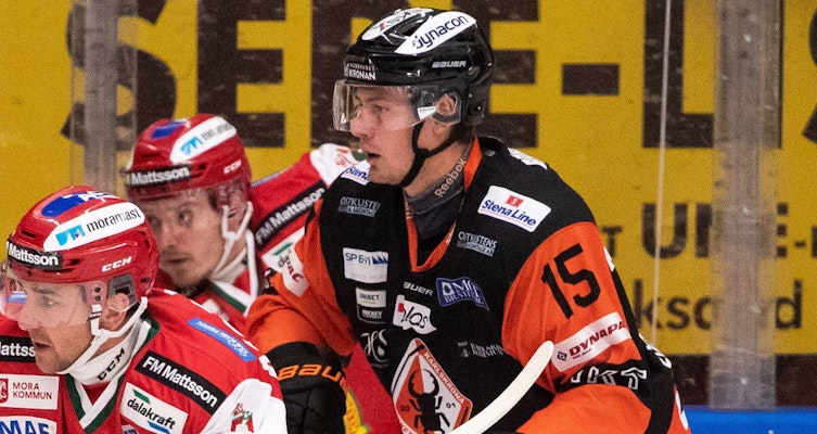 Västervik värvar backen