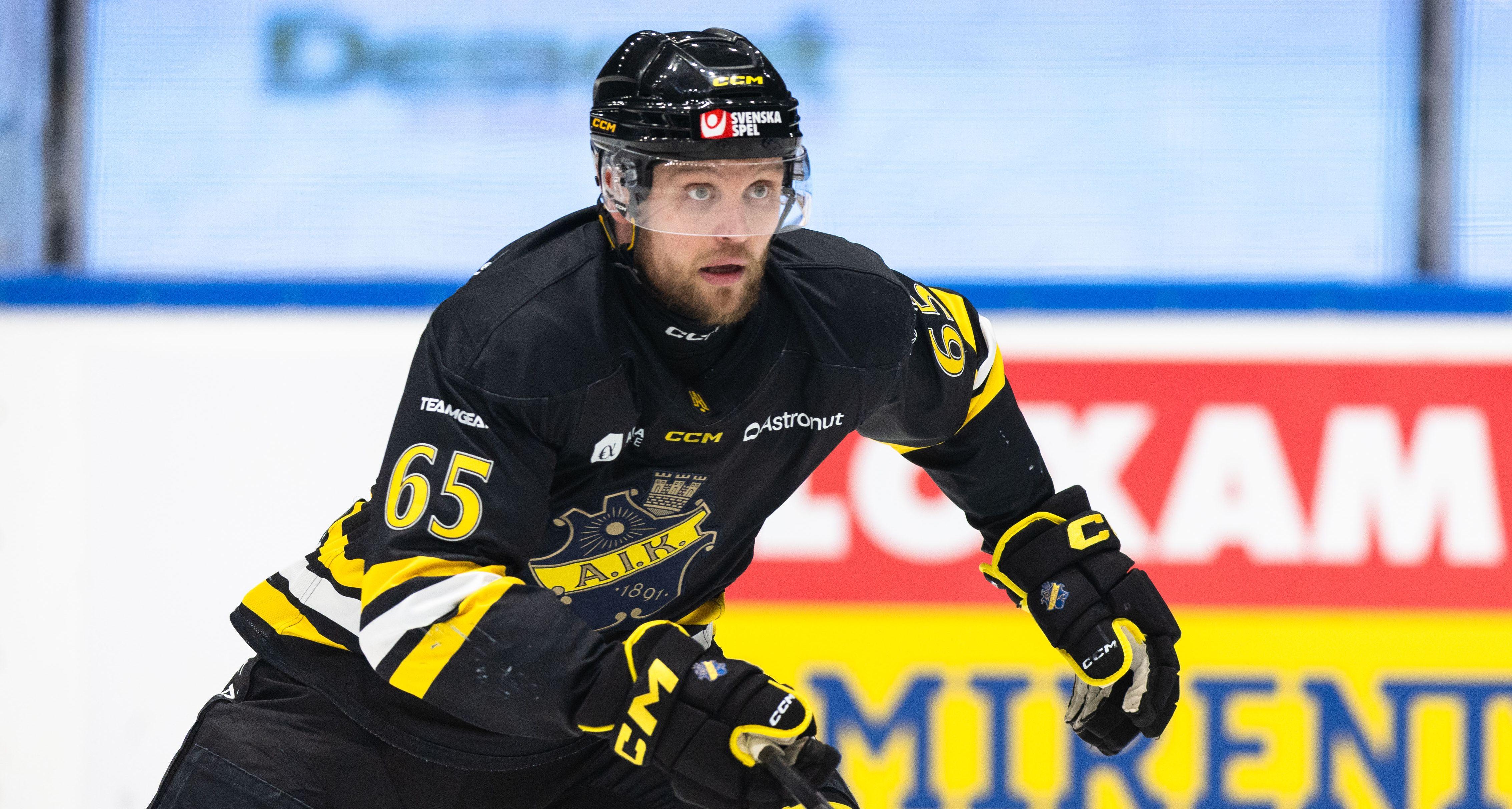 Ludwig Blomstrand har skrivit på kontraktet