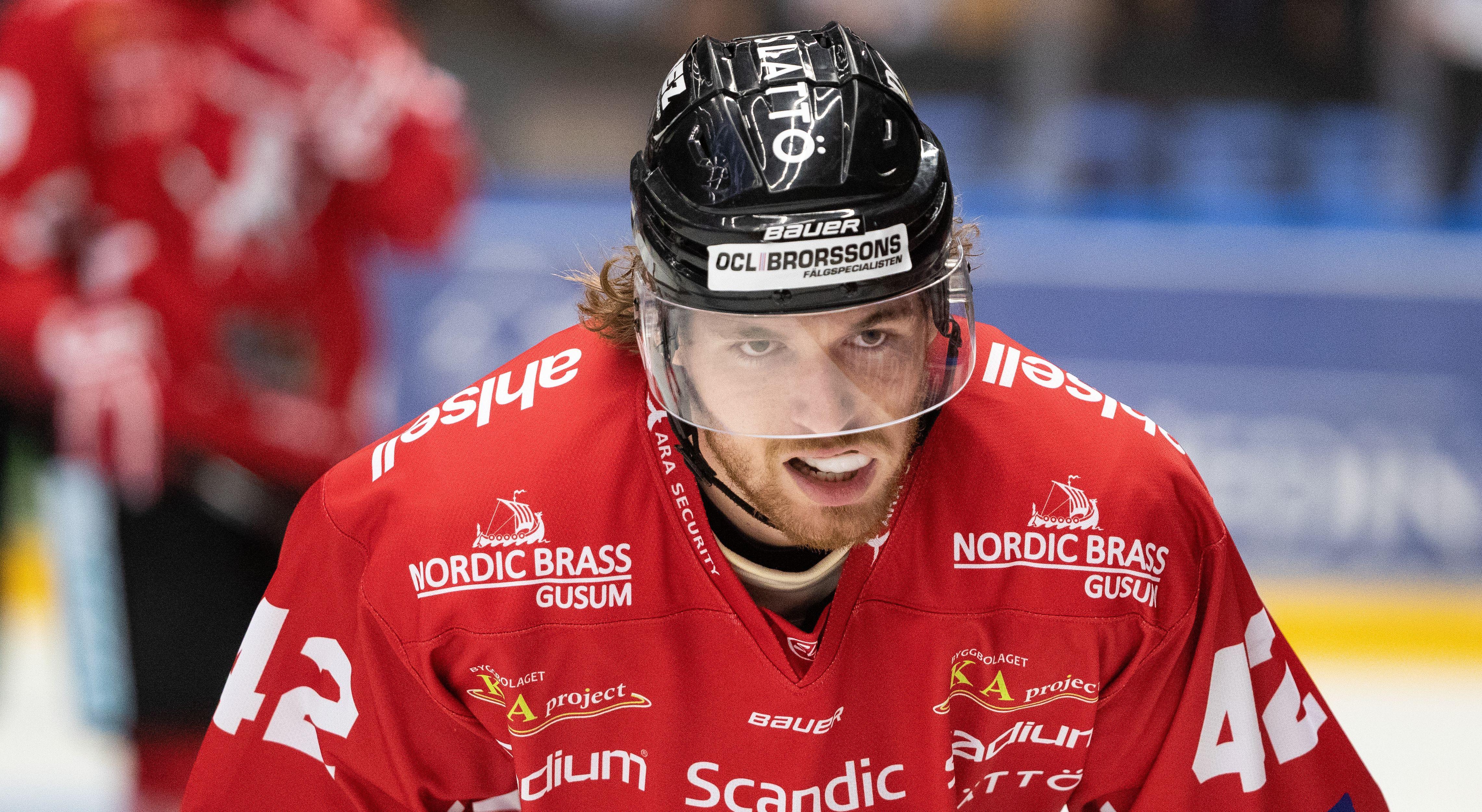 Vita Hästen dumpar ytterligare en spelare