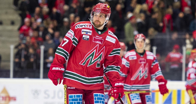 Den rutinerade forwarden med SHL-meriterna förlänger kontraktet