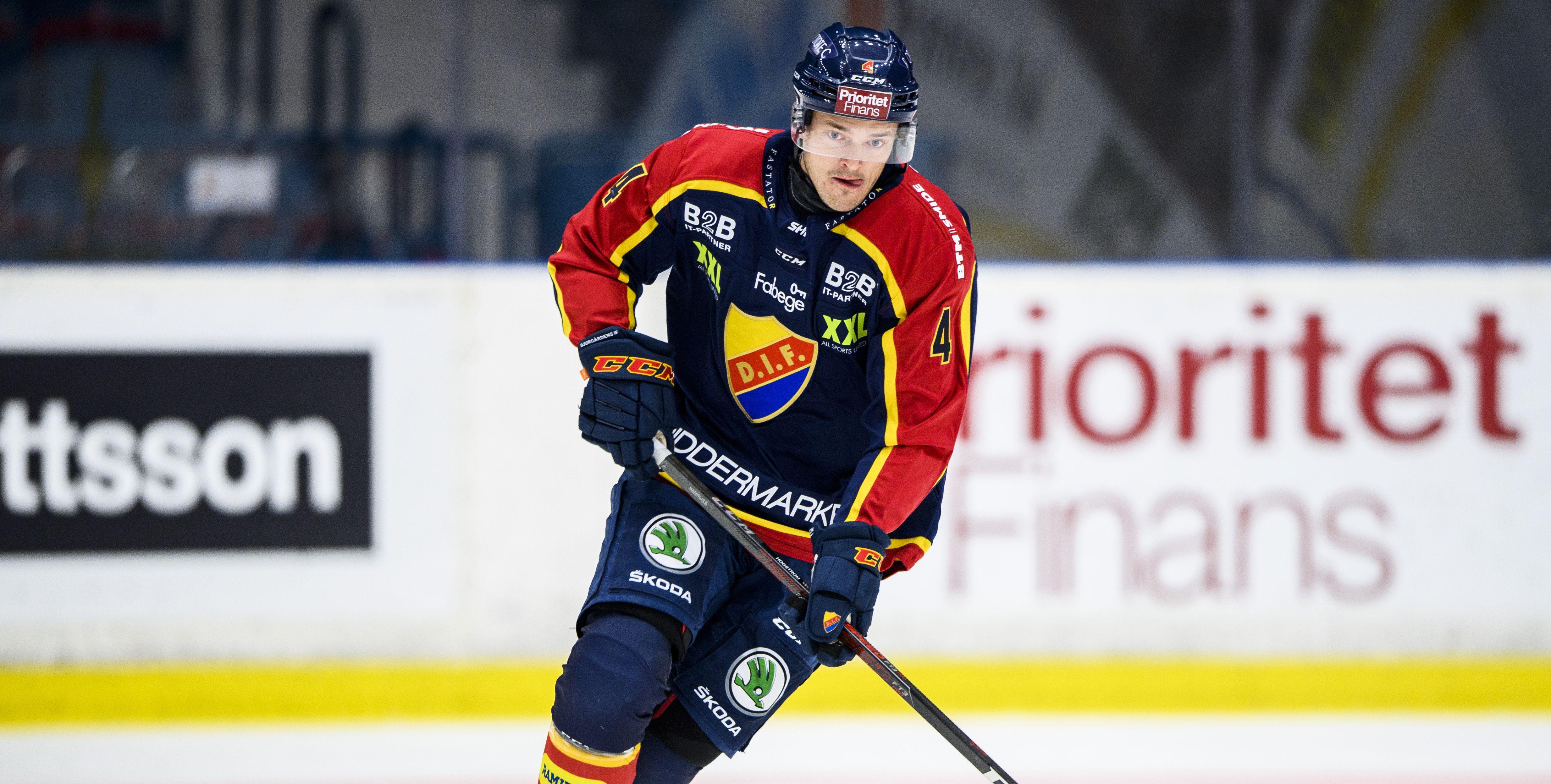 Backen avstängd i tre matcher