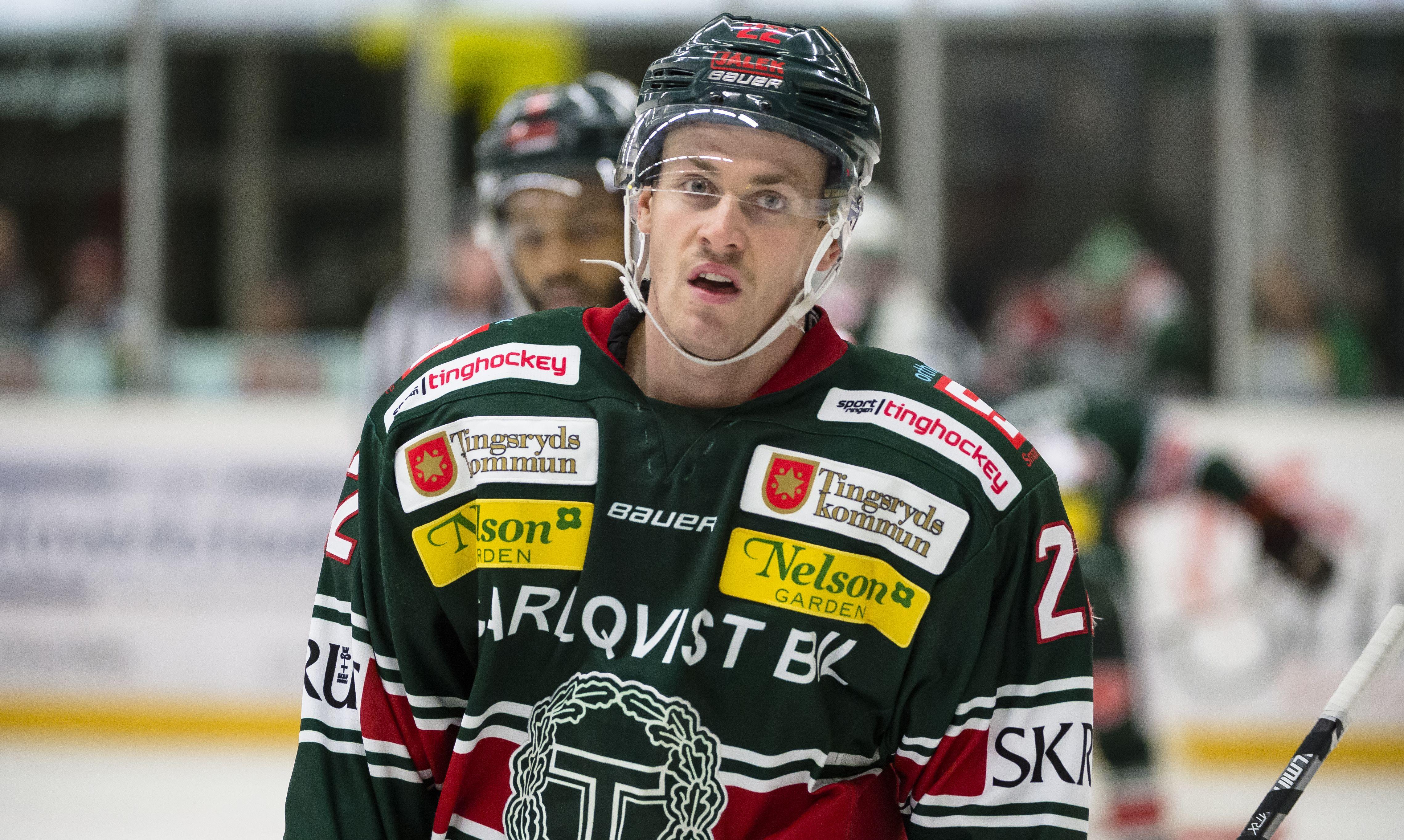 Oskarshamn lånar forward från seriekonkurrenten