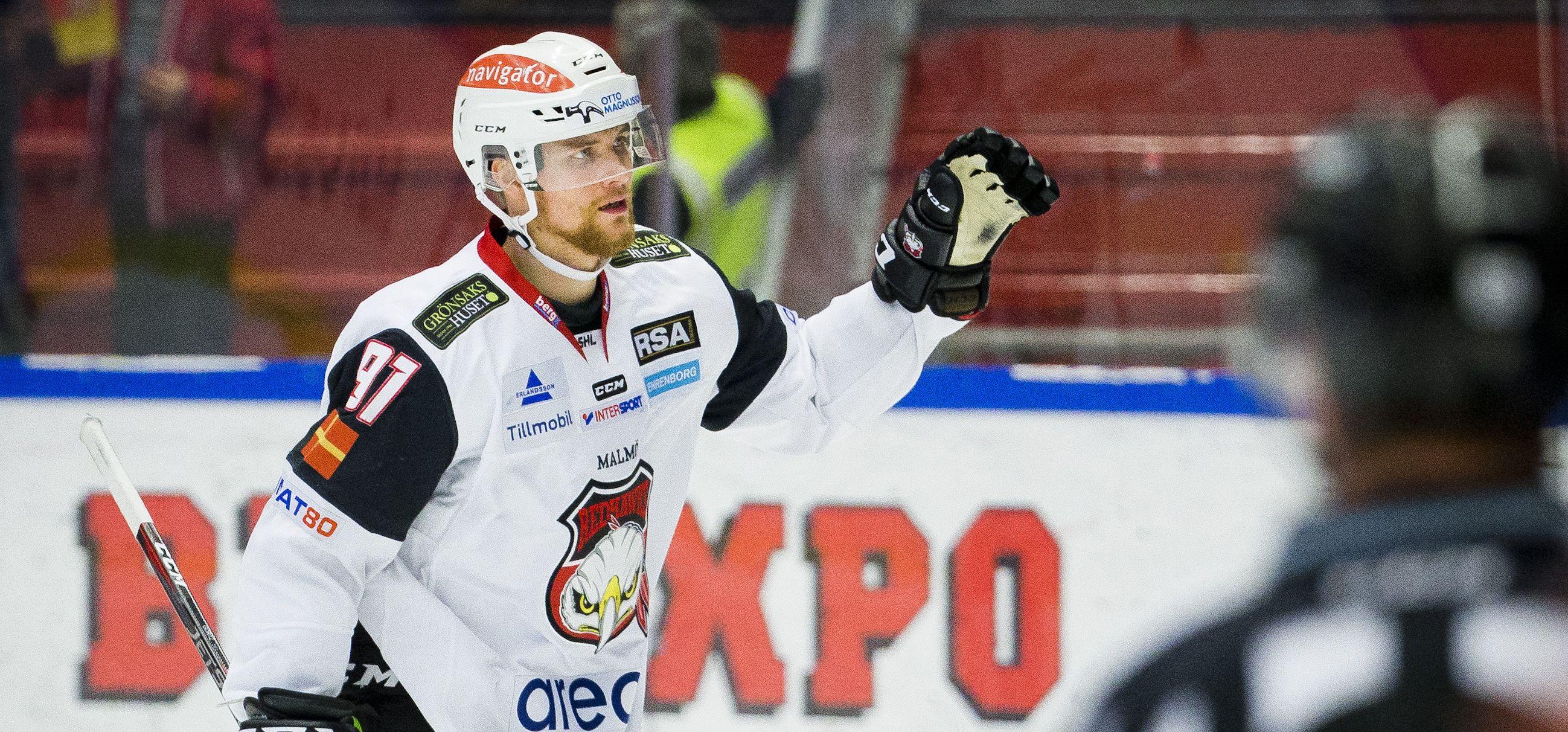 Forwarden blir kvar i SHL-klubben